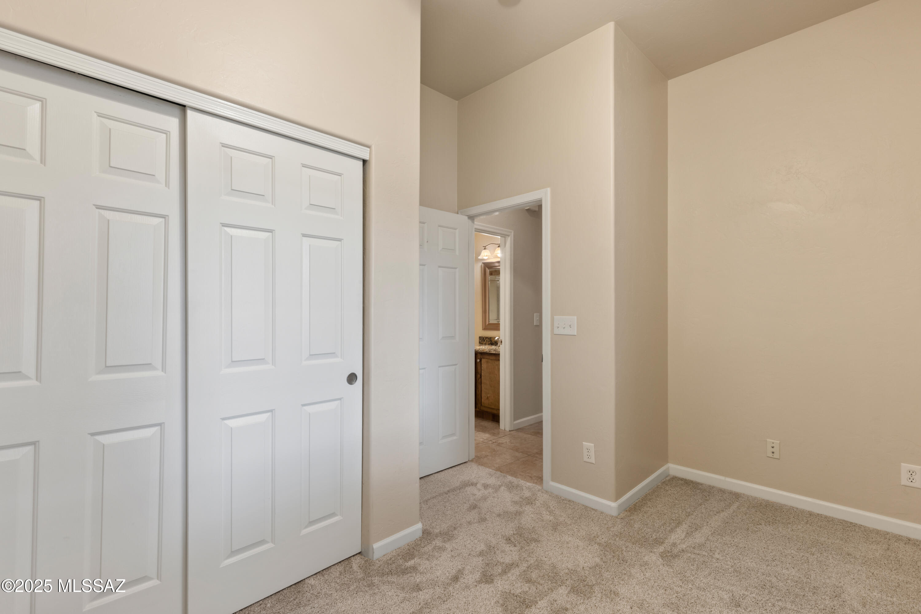 1440 W Bridalveil Place