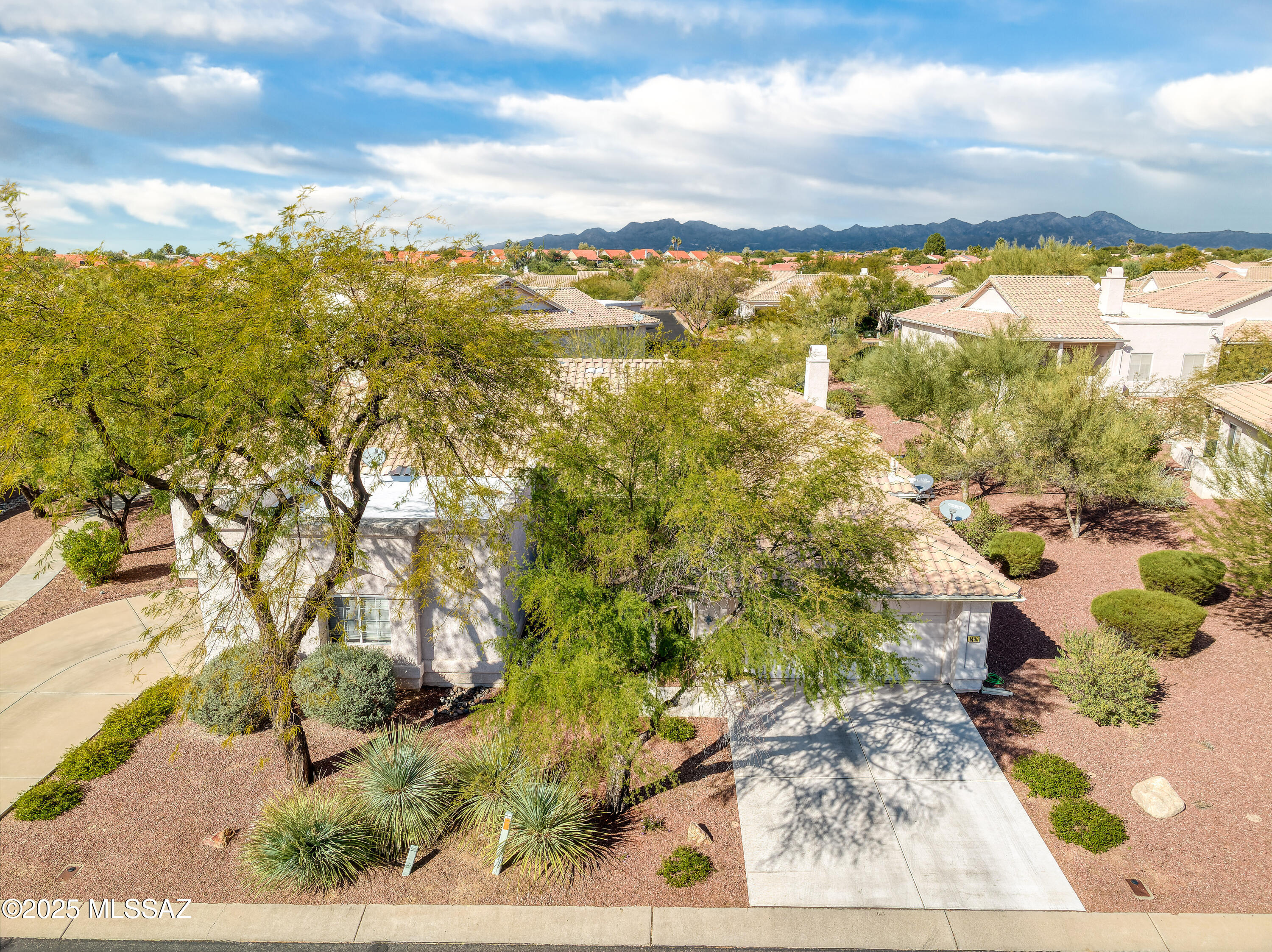 1440 W Bridalveil Place