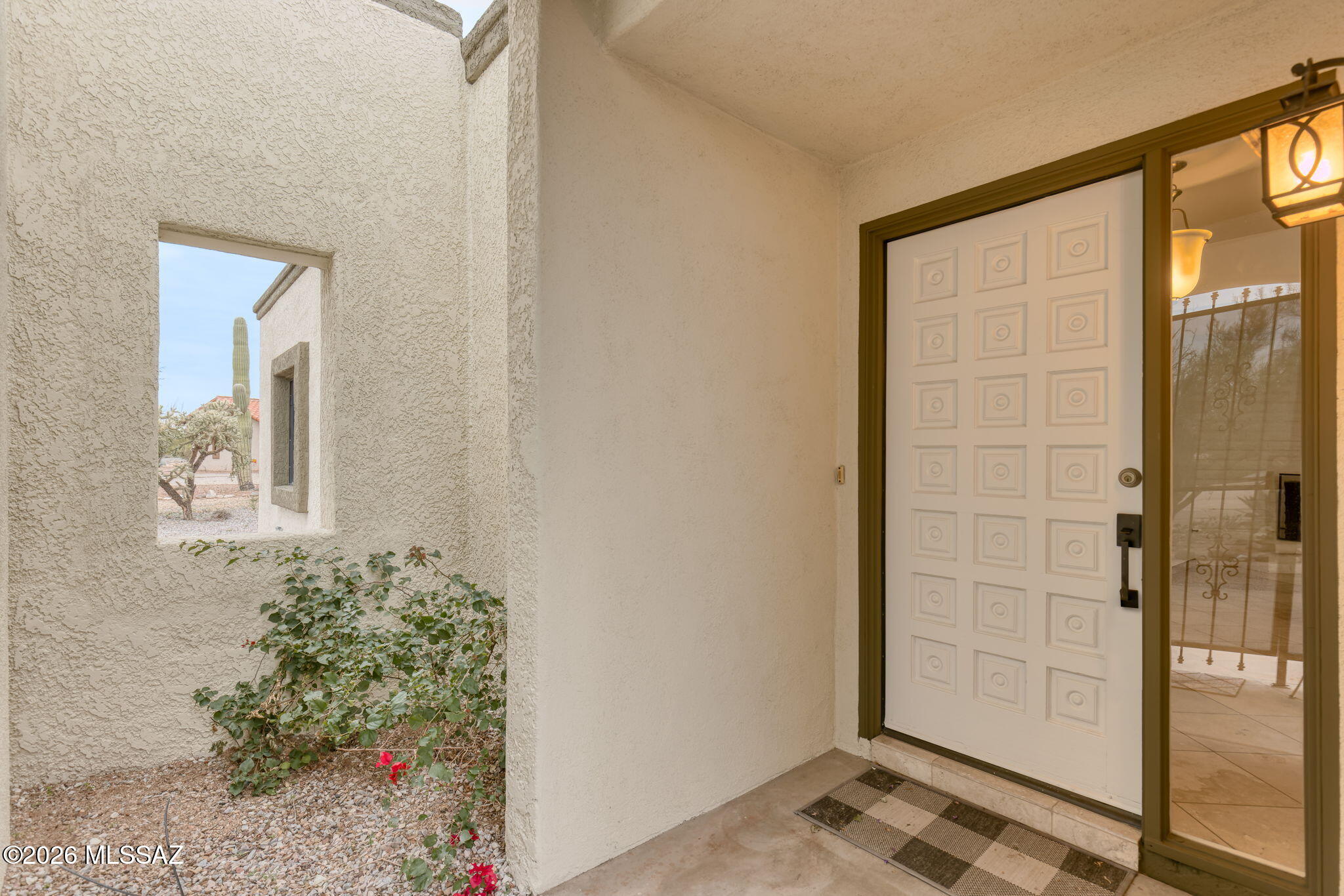 6090 N Calle De La Culebra