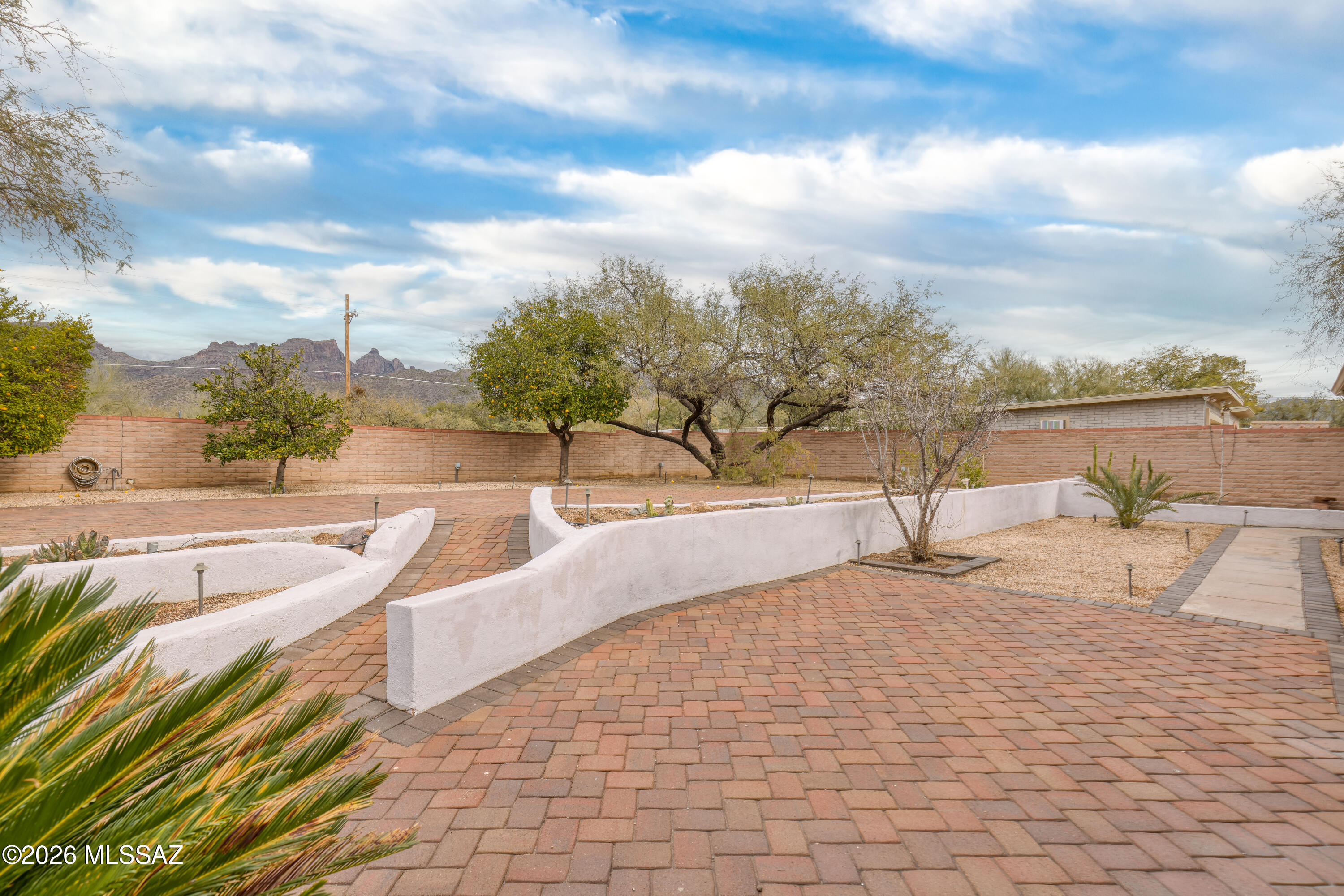 9431 E Walnut Tree Circle