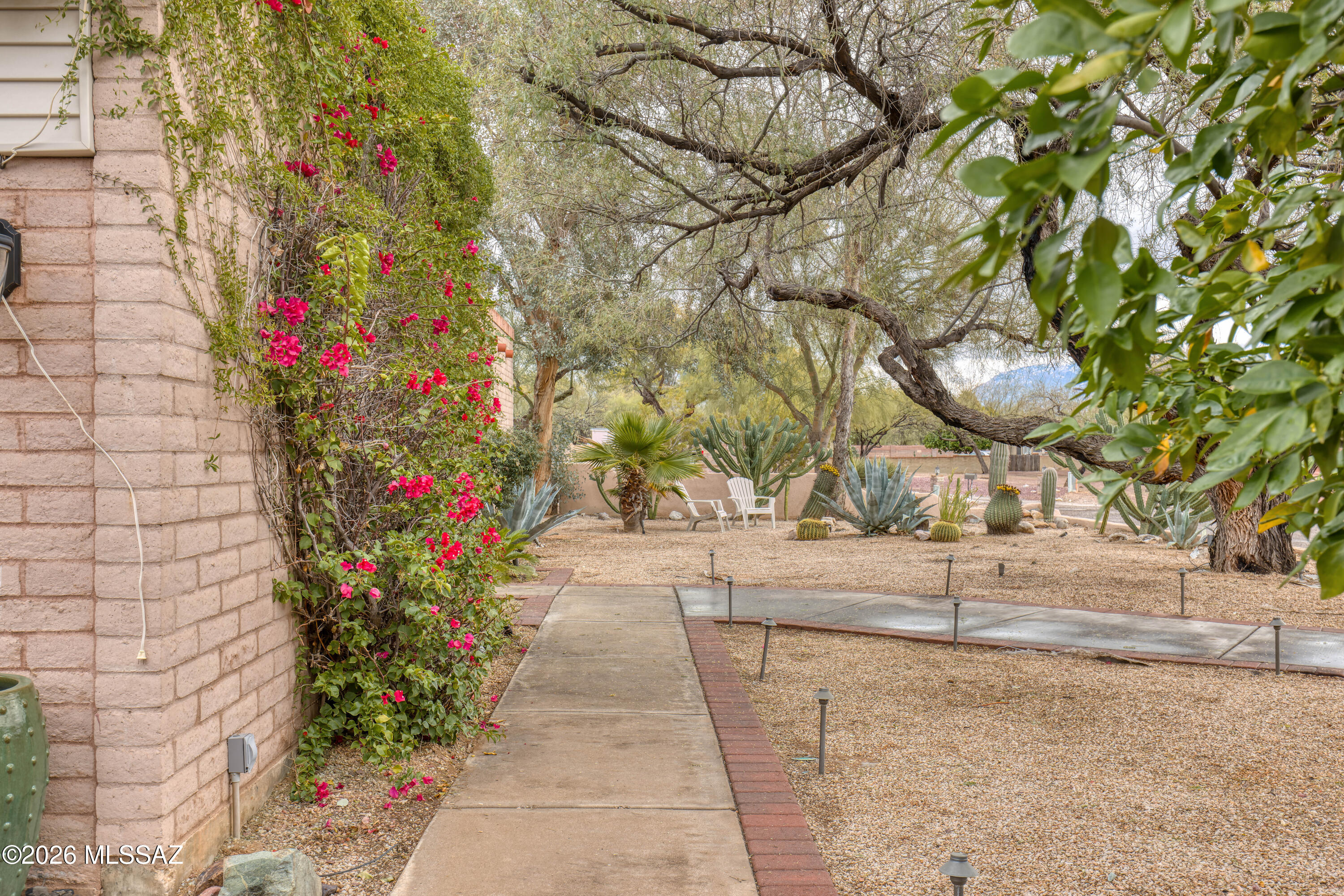 9431 E Walnut Tree Circle