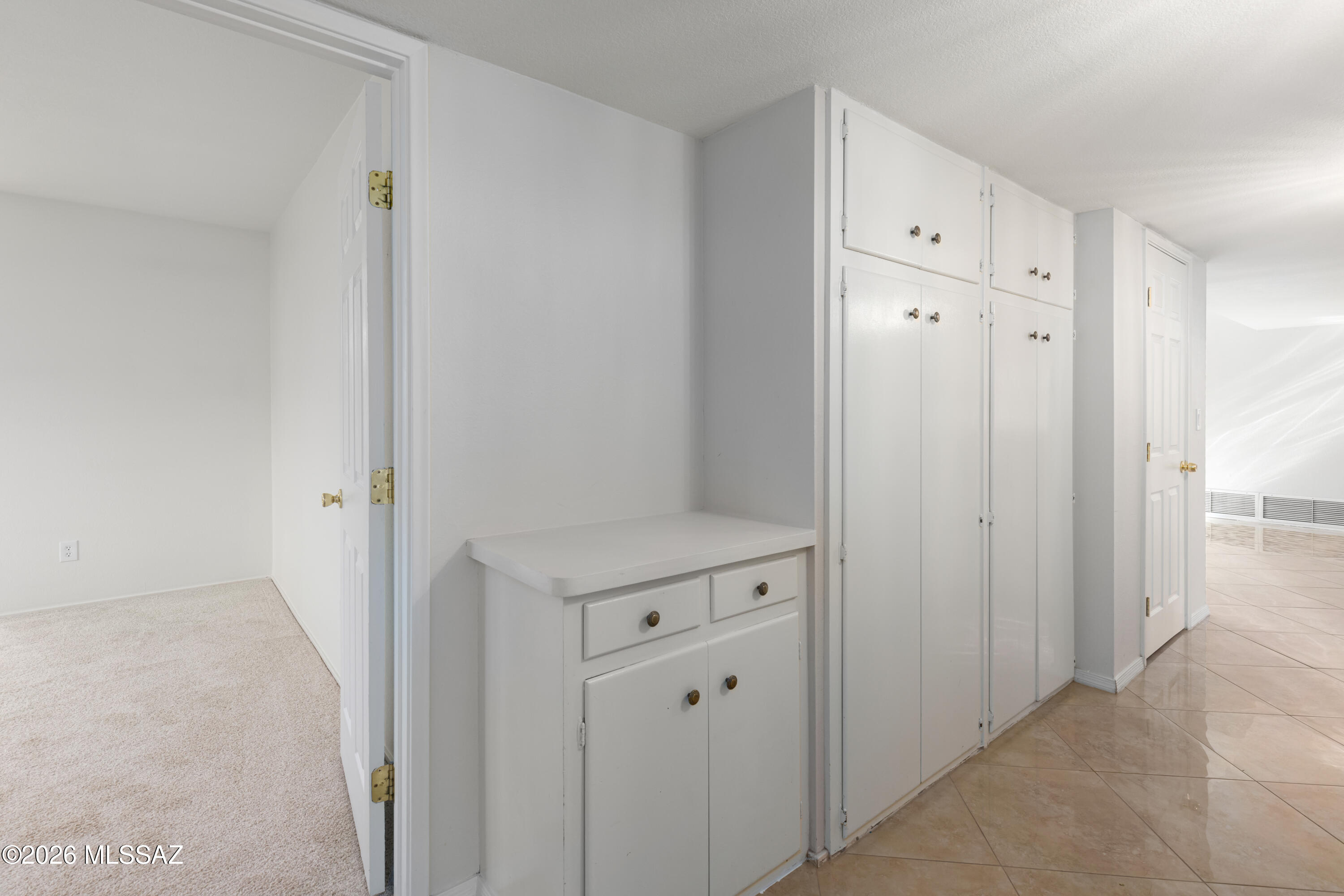 9431 E Walnut Tree Circle