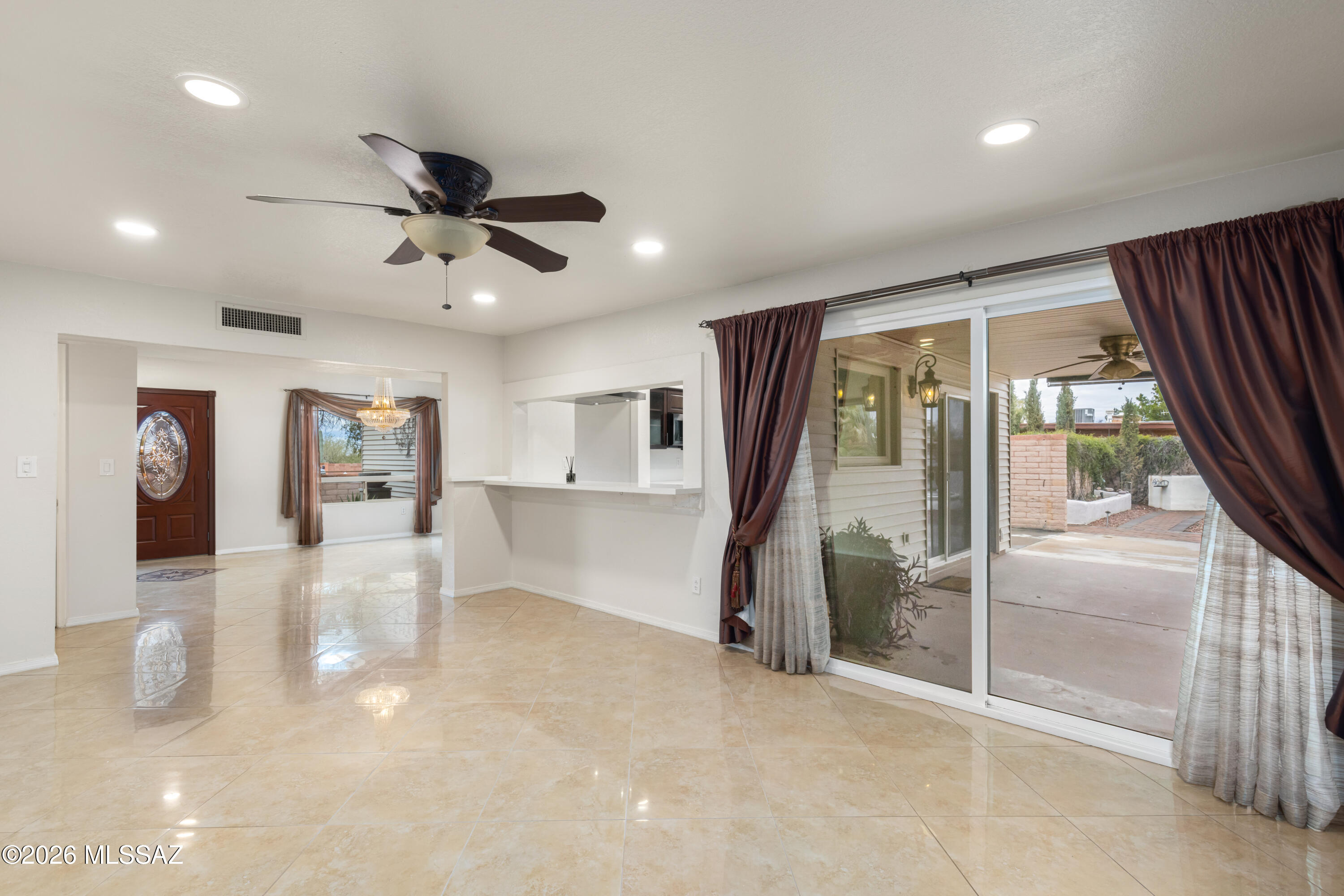 9431 E Walnut Tree Circle