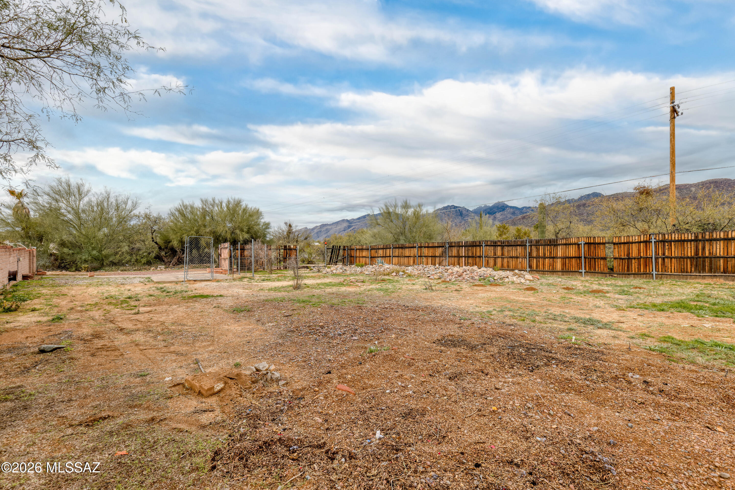 9431 E Walnut Tree Circle