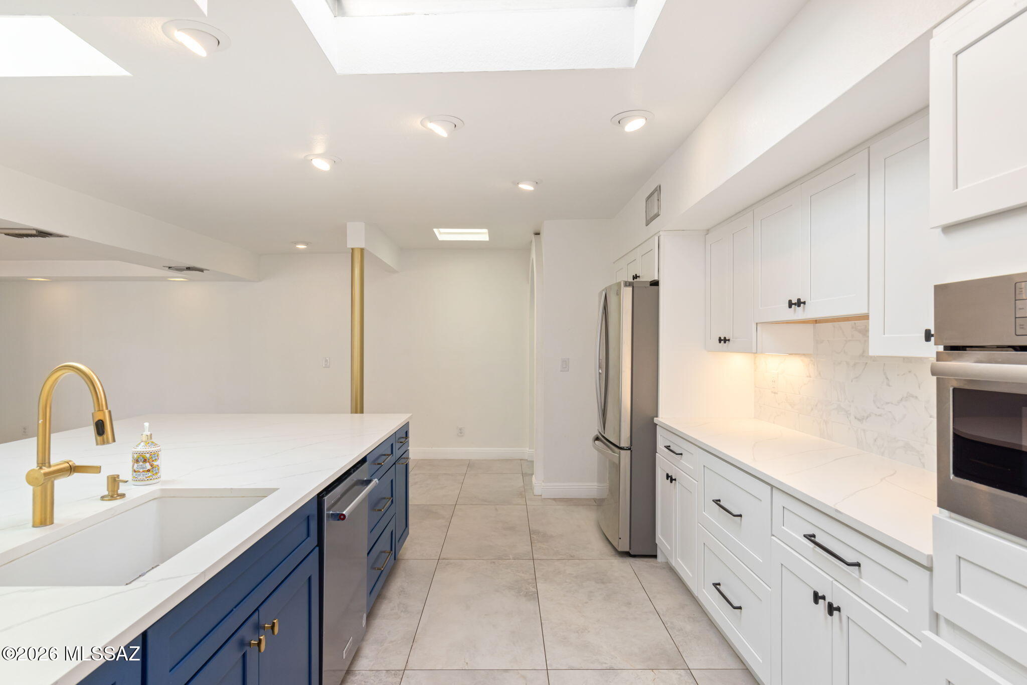 5030 E Camino Bosque