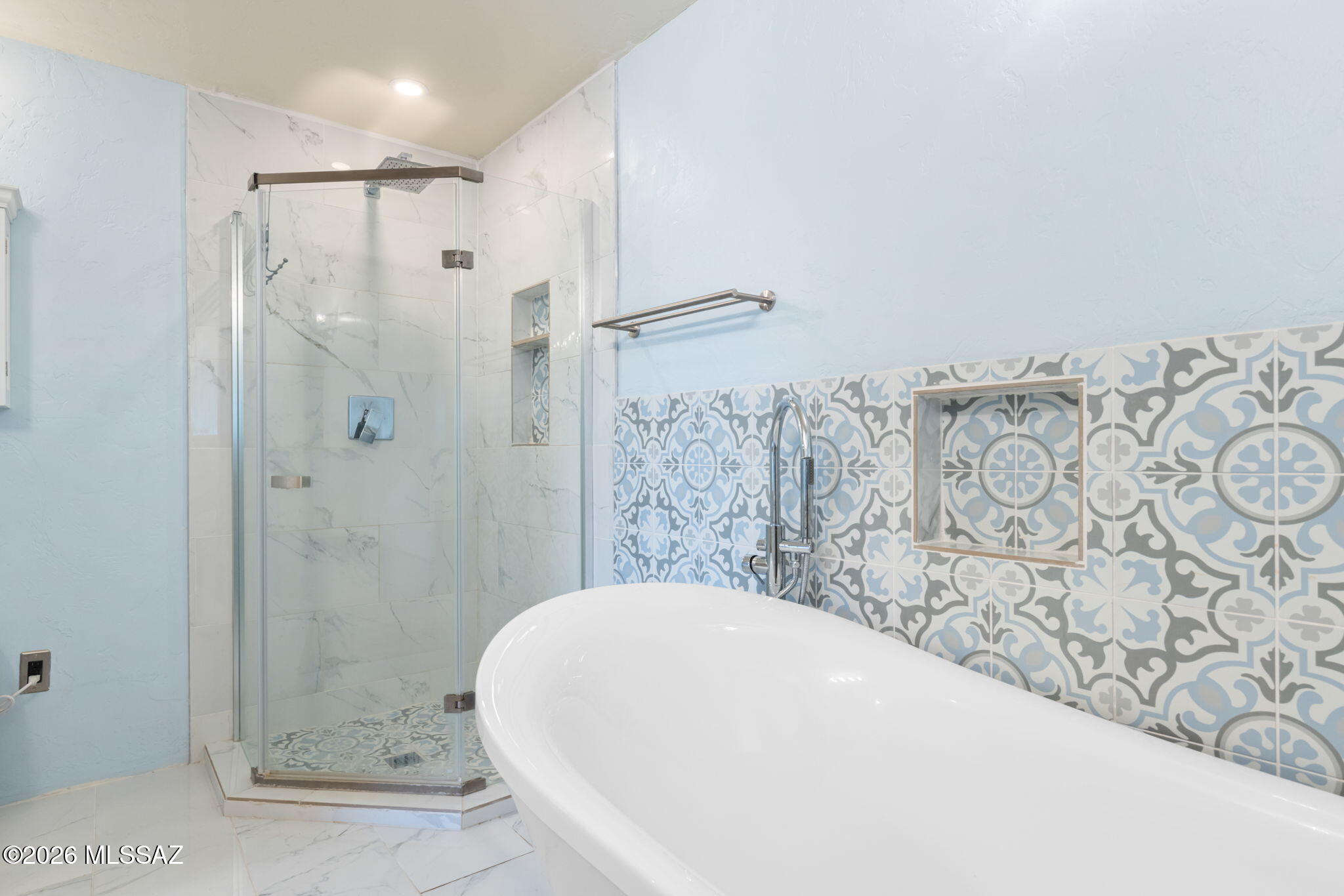 5036 N Calle Bosque
