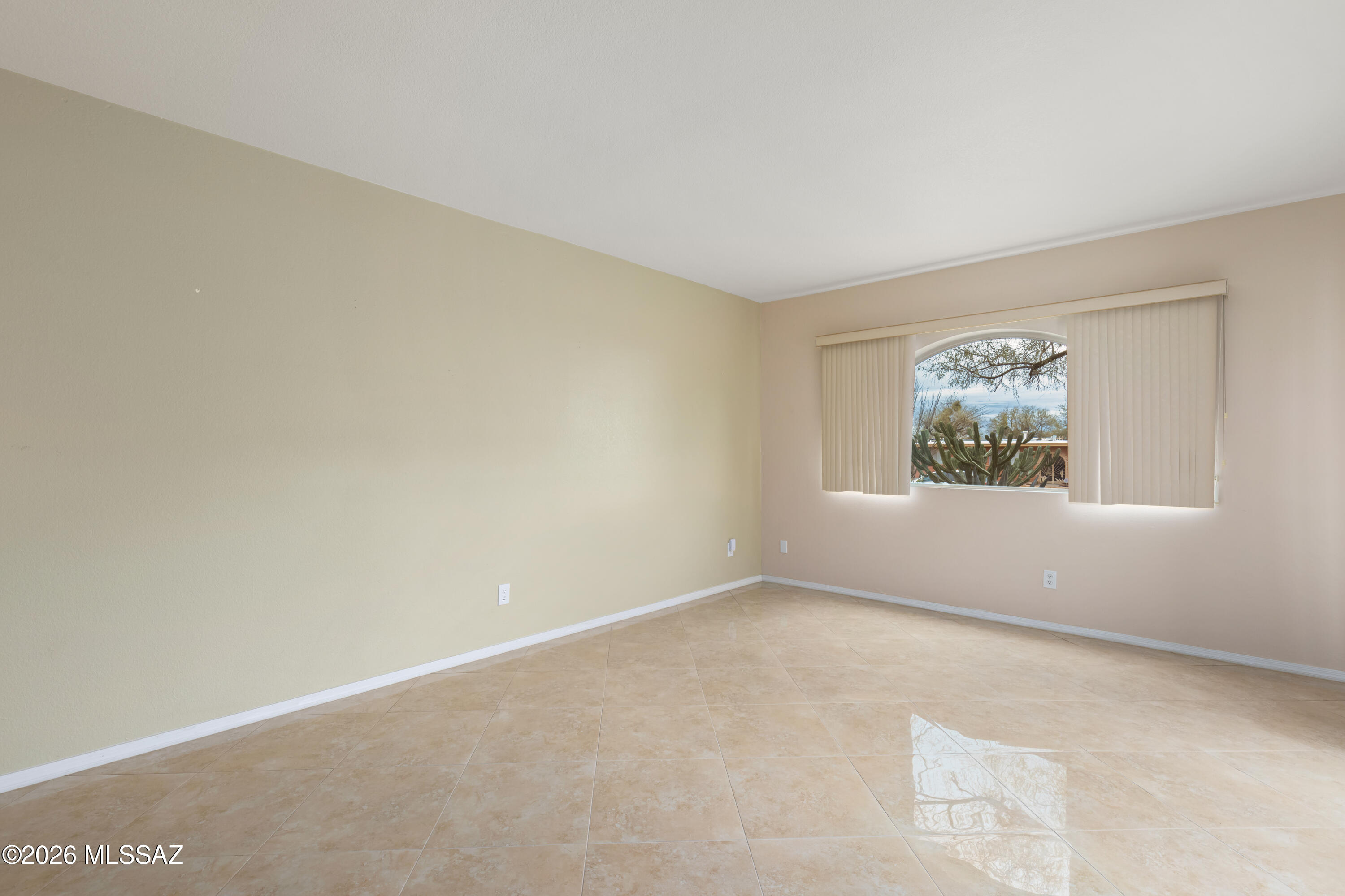 9431 E Walnut Tree Circle