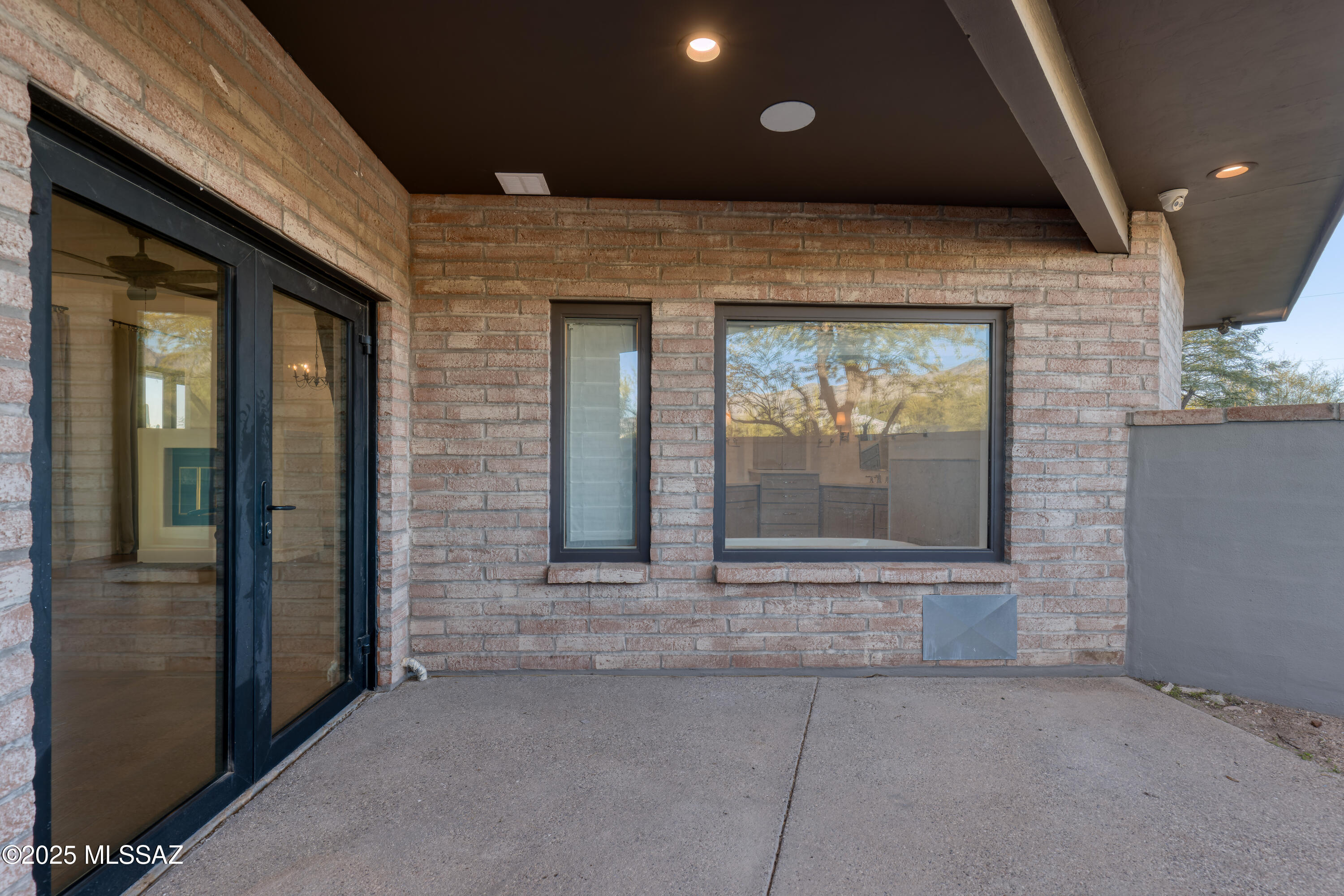 4740 N Hacienda Del Sol Road