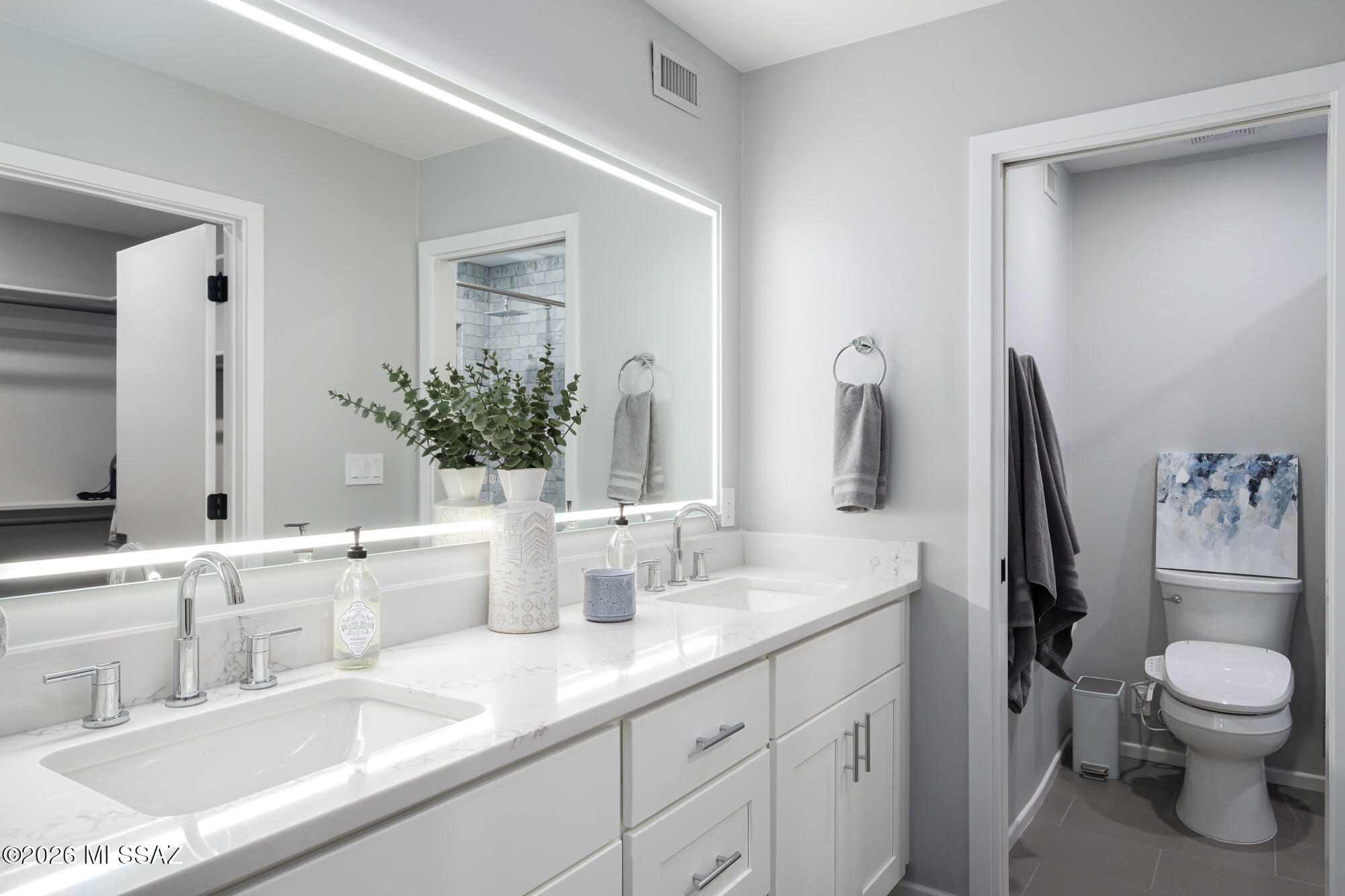 7306 E Cascada Circle