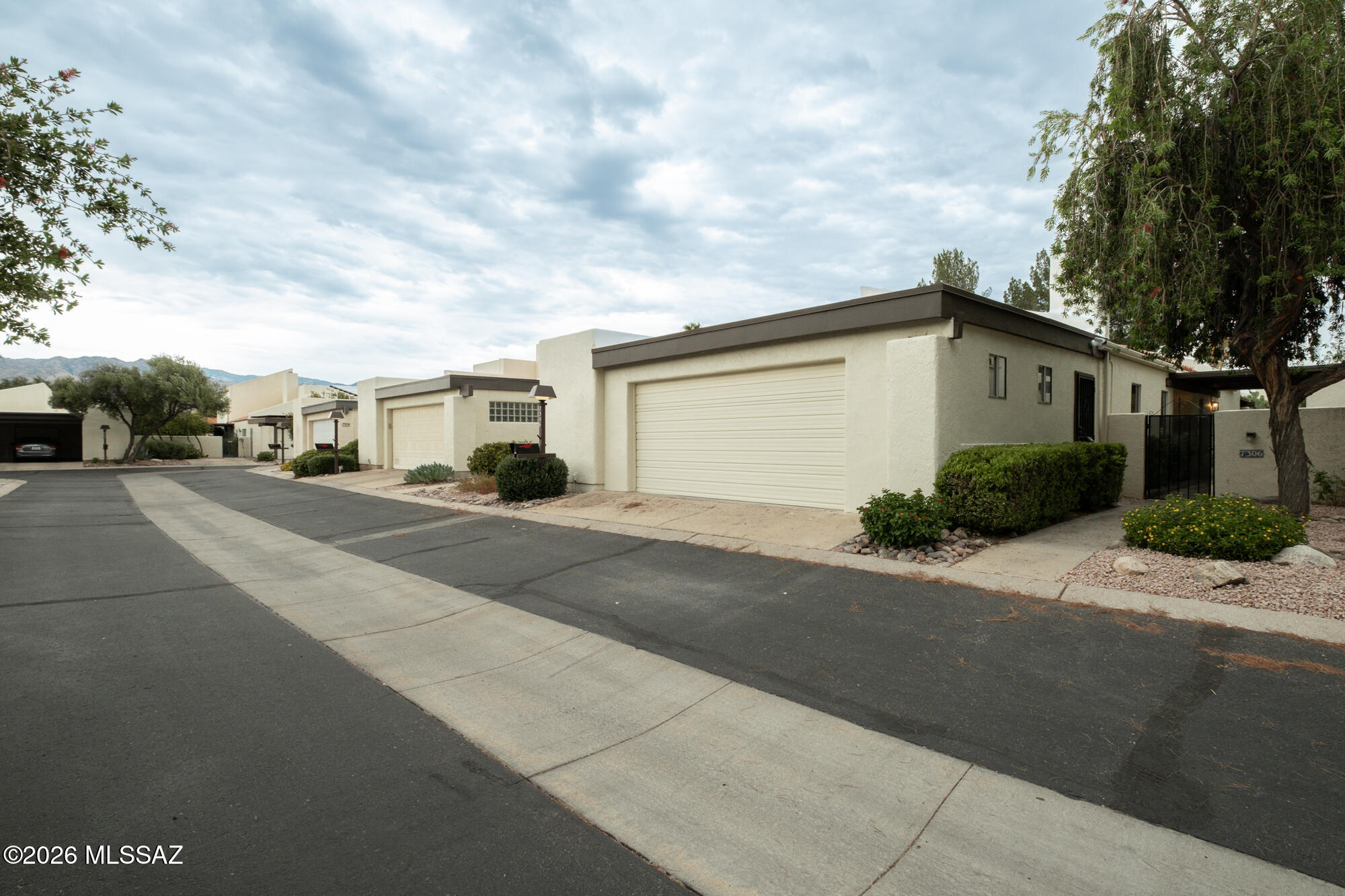 7306 E Cascada Circle