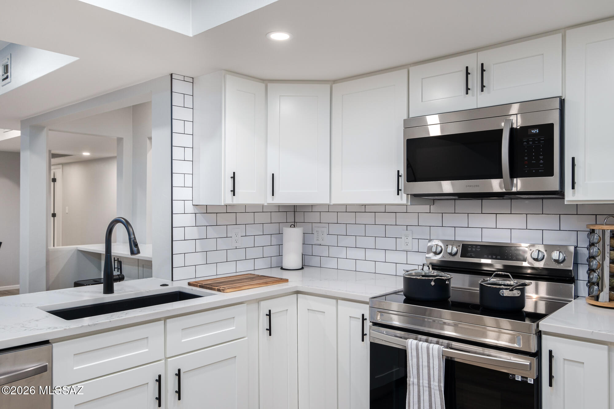 7306 E Cascada Circle