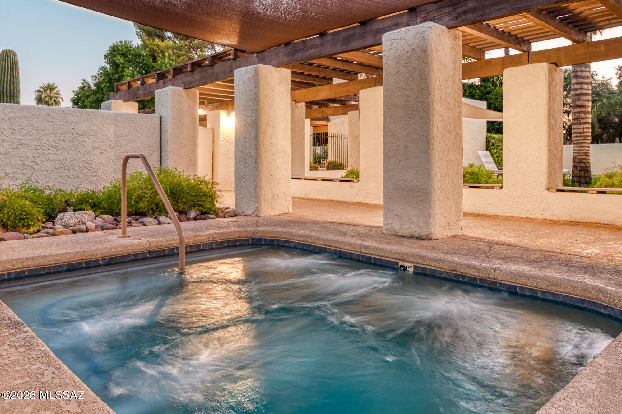 7306 E Cascada Circle