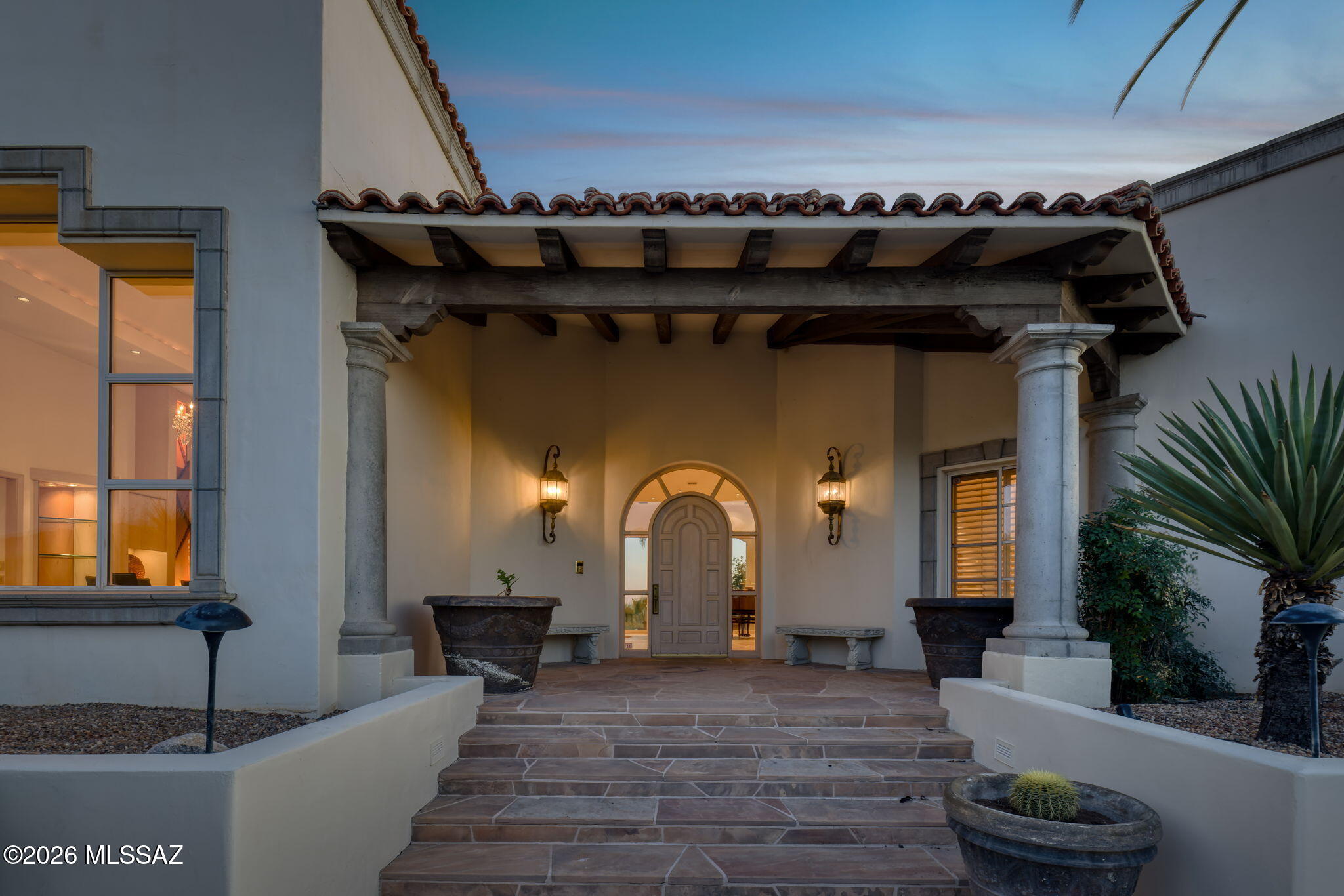 5151 N Calle Ladero