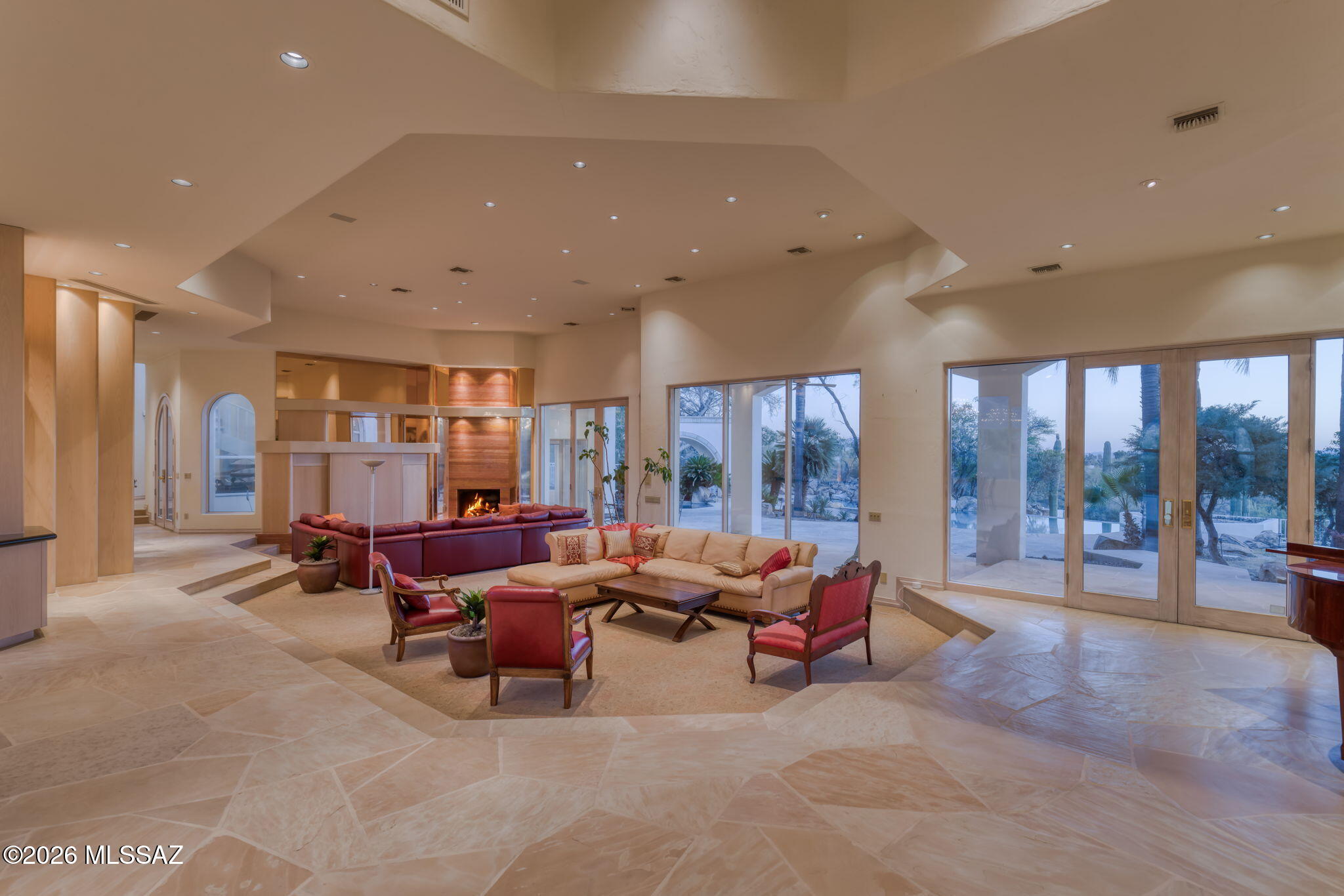5151 N Calle Ladero