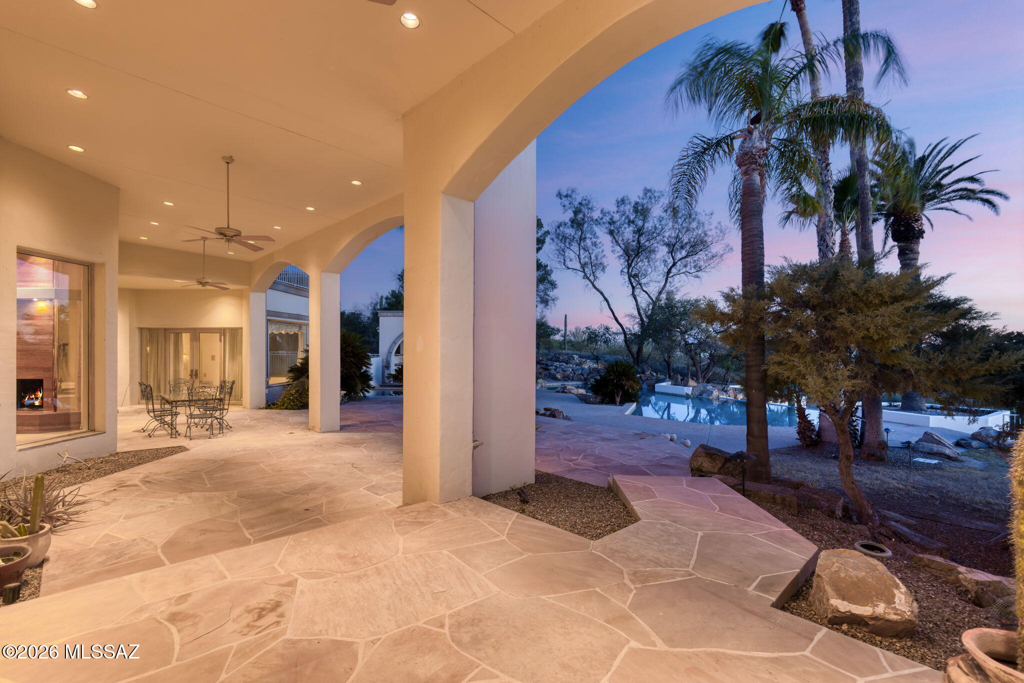 5151 N Calle Ladero