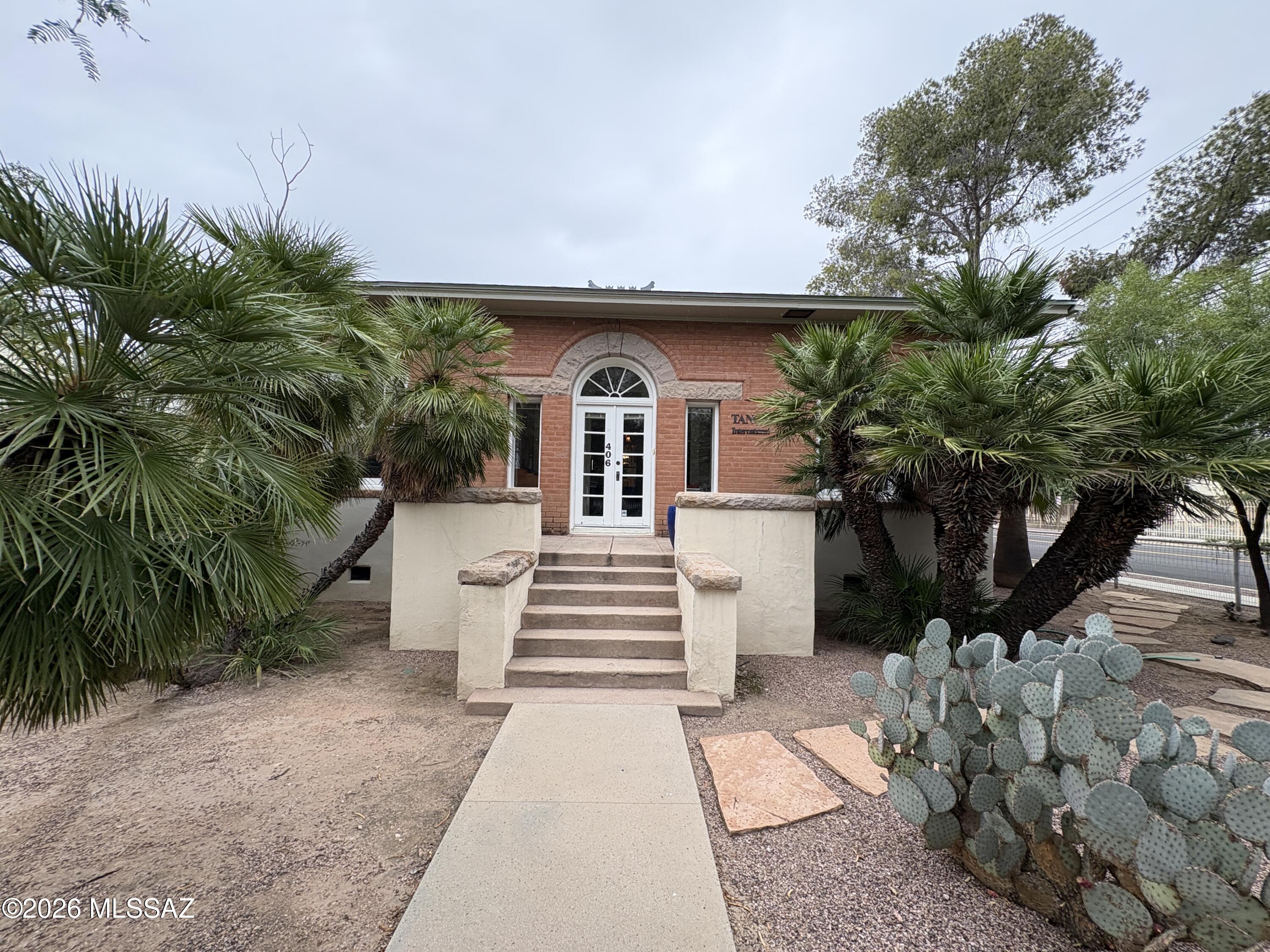 406 S 4th Avenue