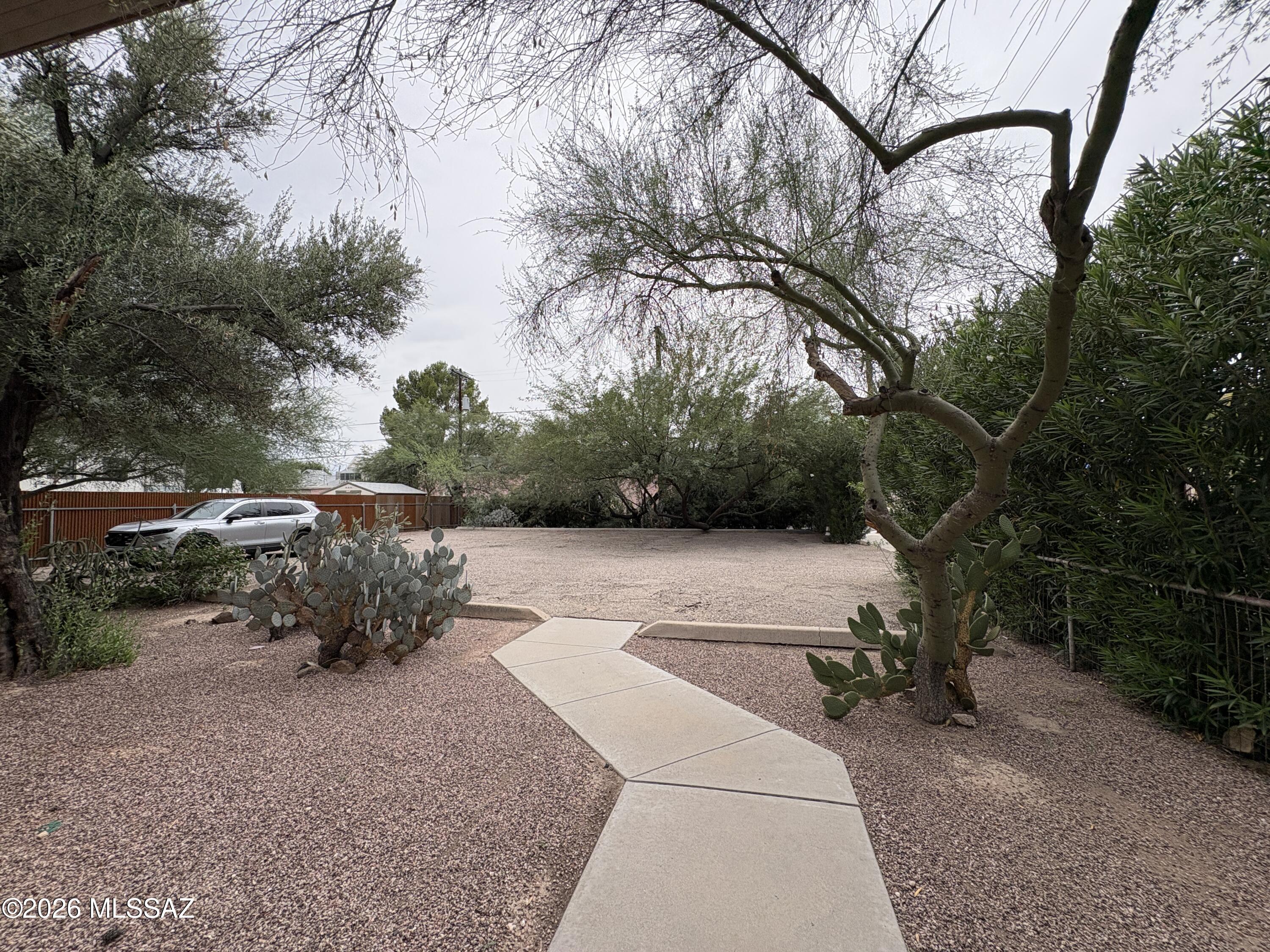 406 S 4th Avenue
