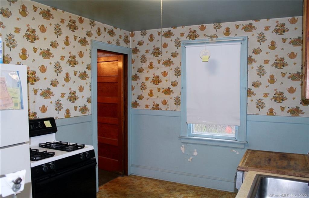 40 Evergreen Avenue