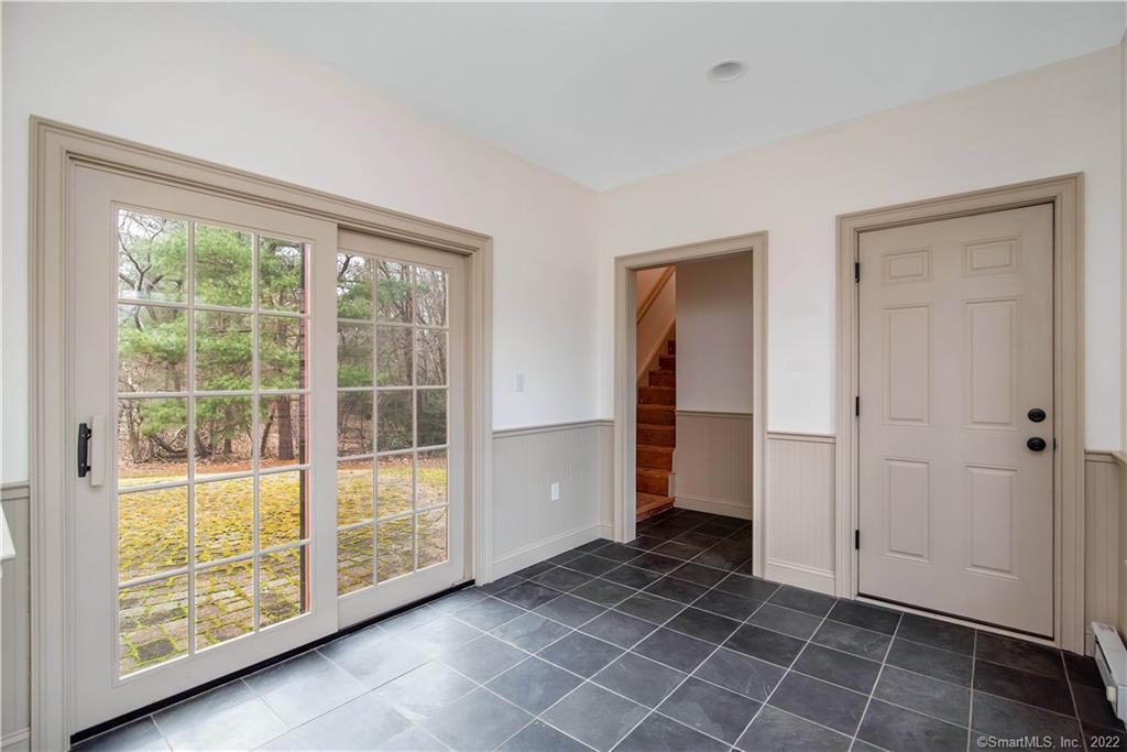 14 Old Farms Lane