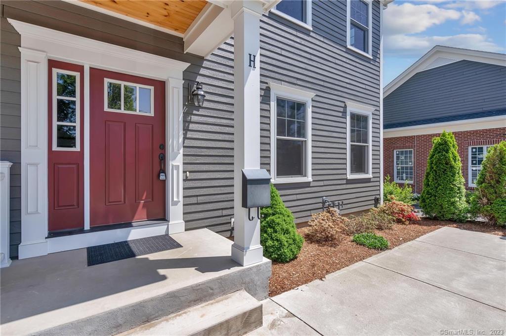 204 Mountain Road Unit: H