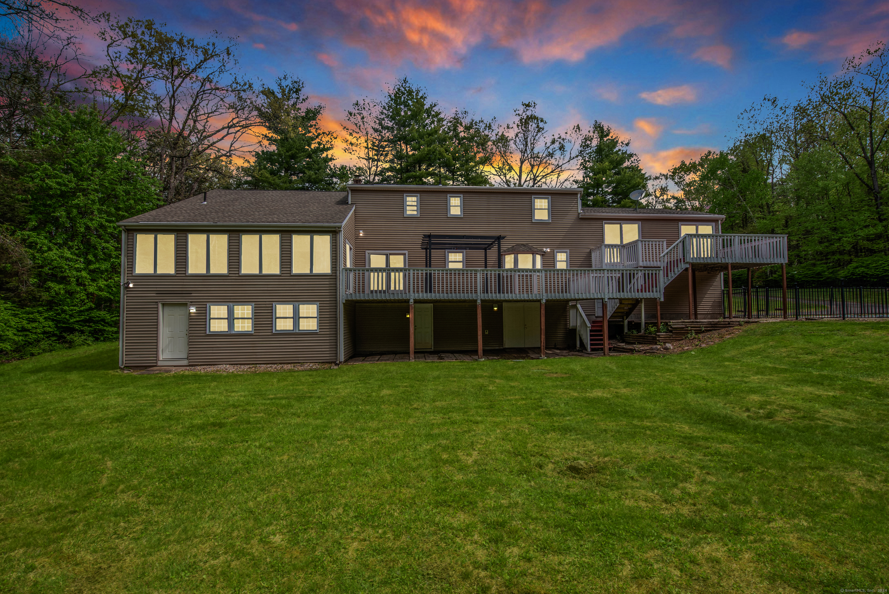 7 Saddle Drive