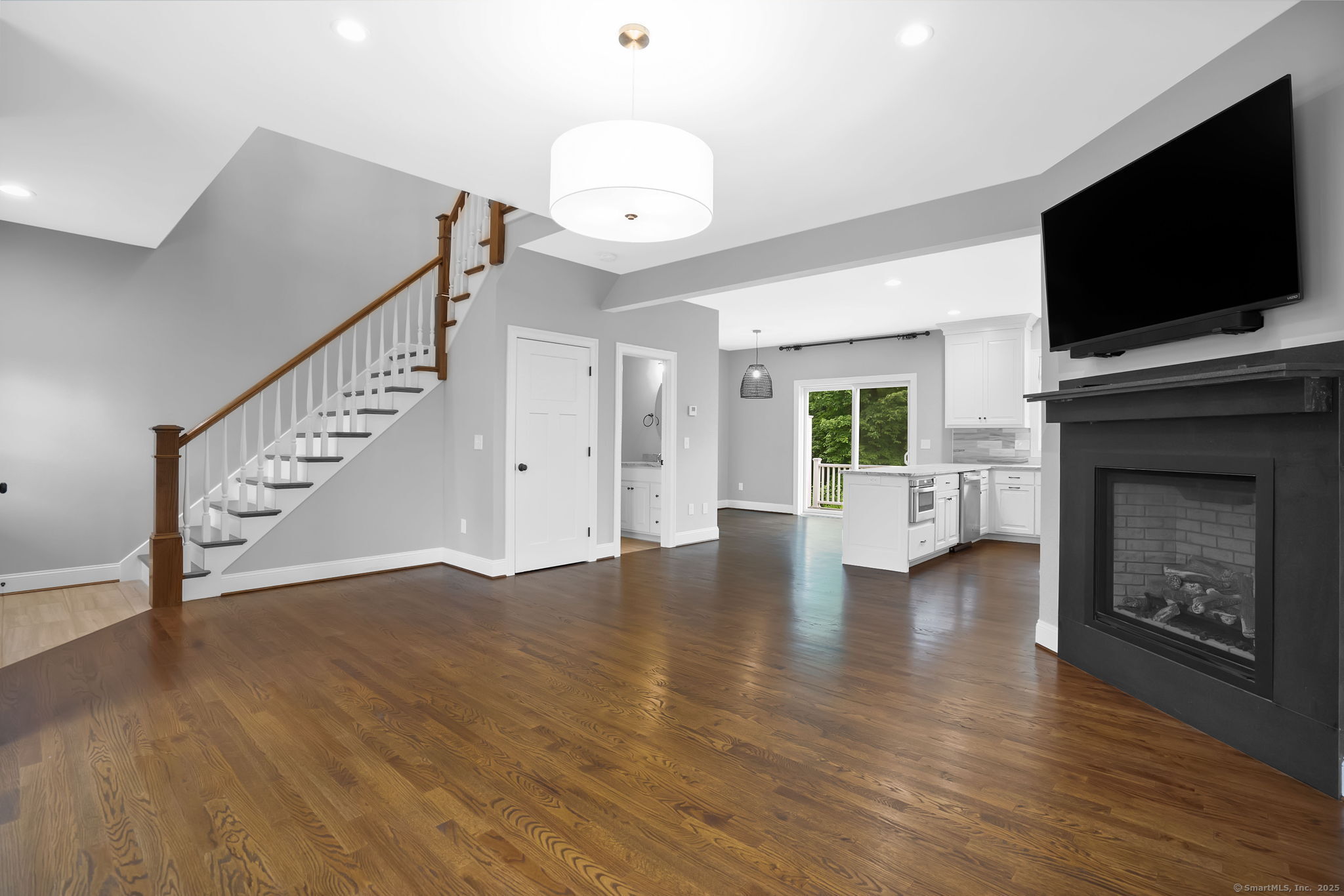 204 Mountain Road APT F
