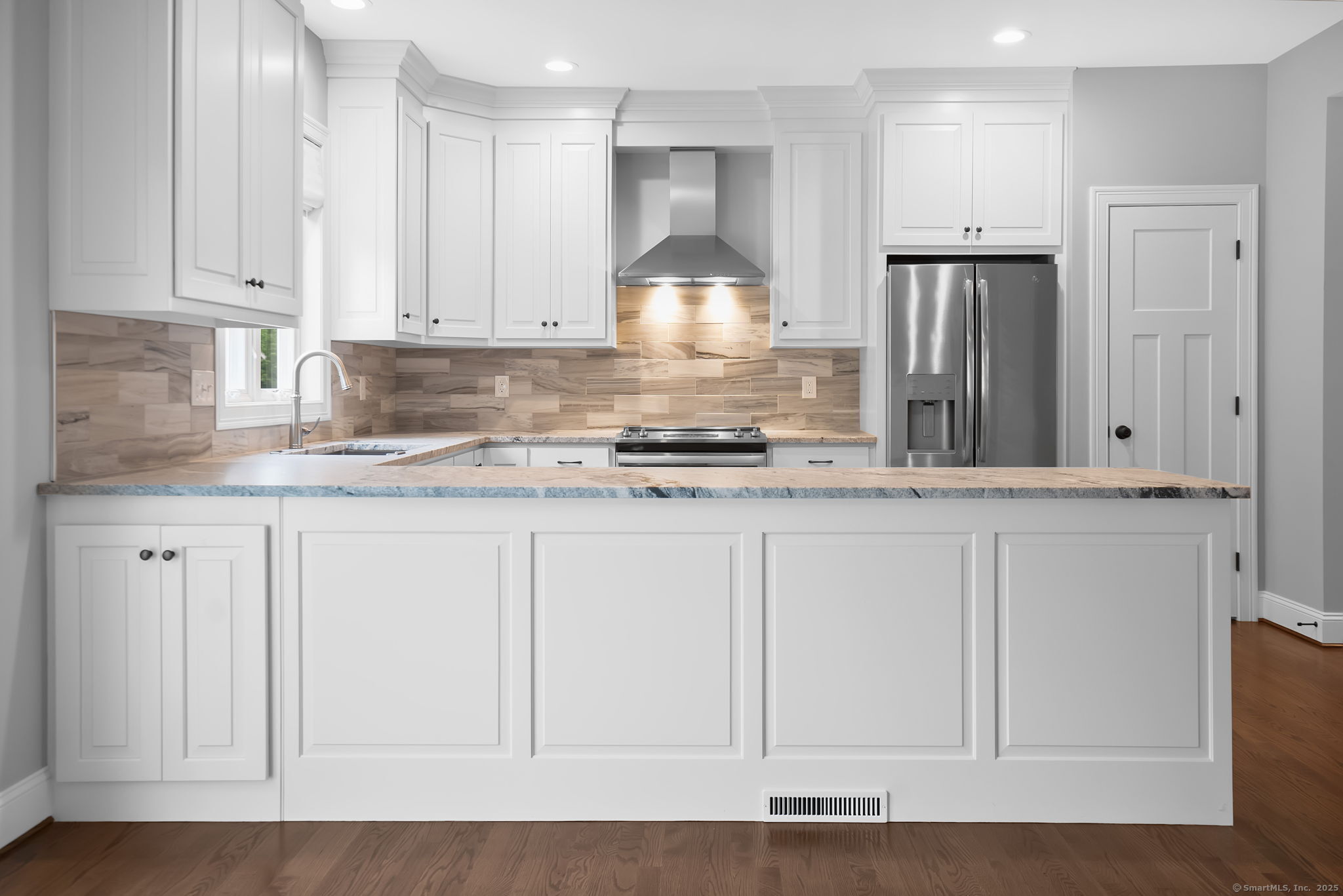 204 Mountain Road APT F
