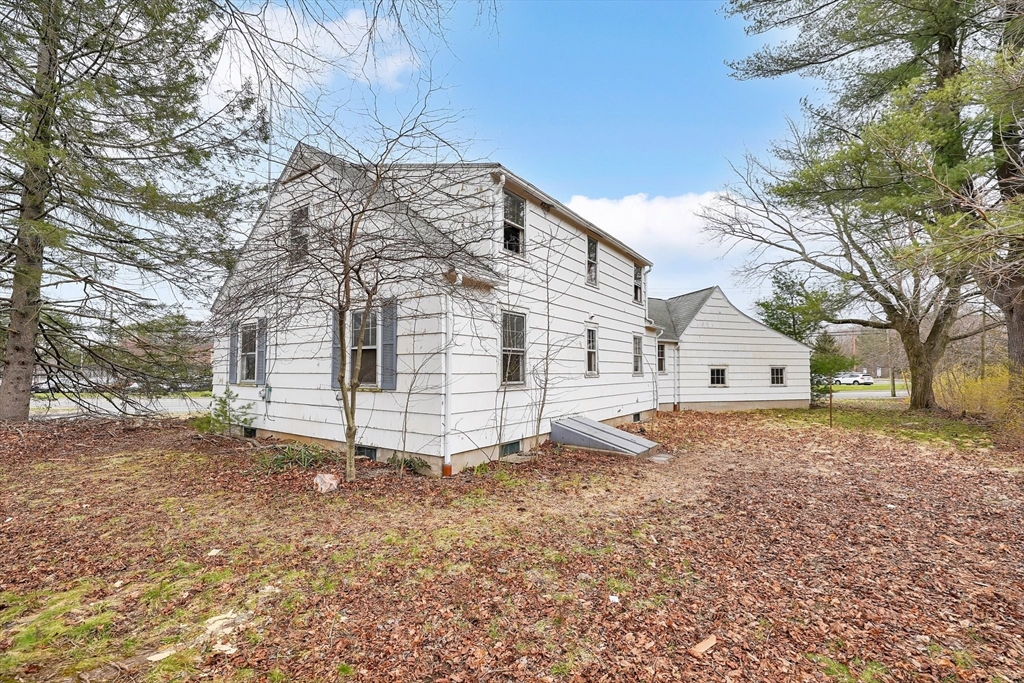 1 Parkview St
