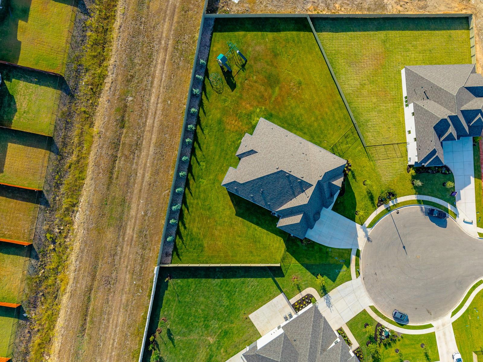 511 Irvine CIR