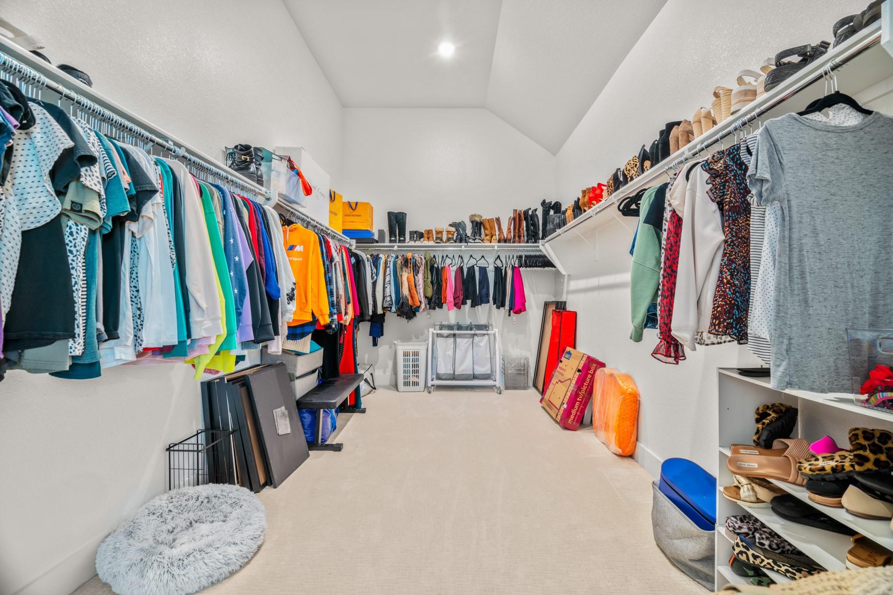 511 Irvine CIR