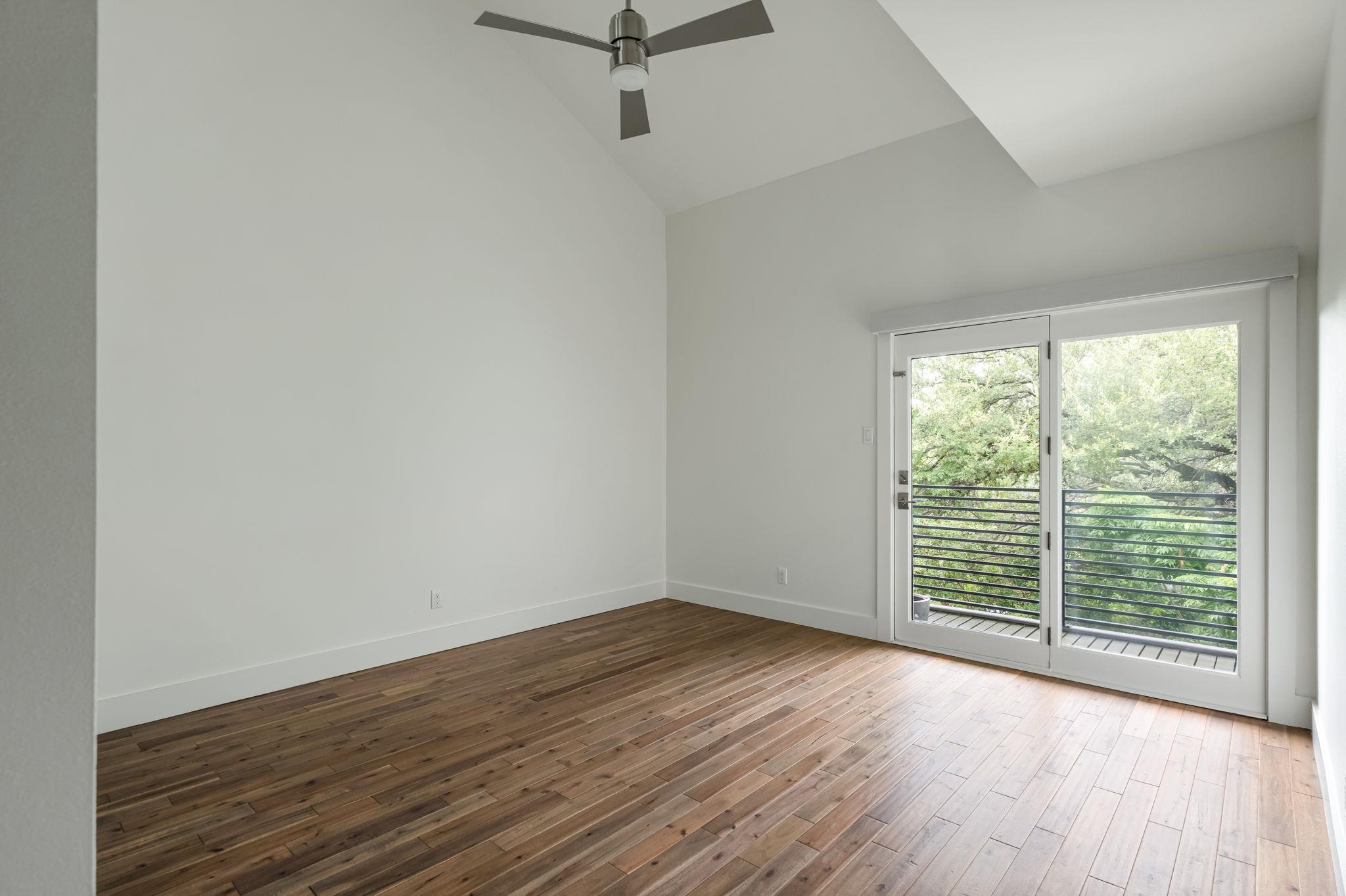 2703 Maria Anna RD