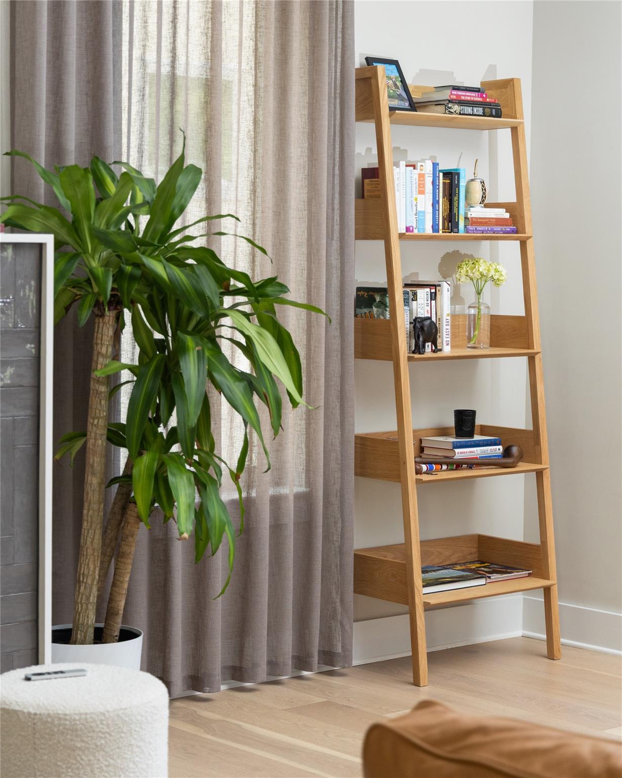 2300 Enfield RD # 303