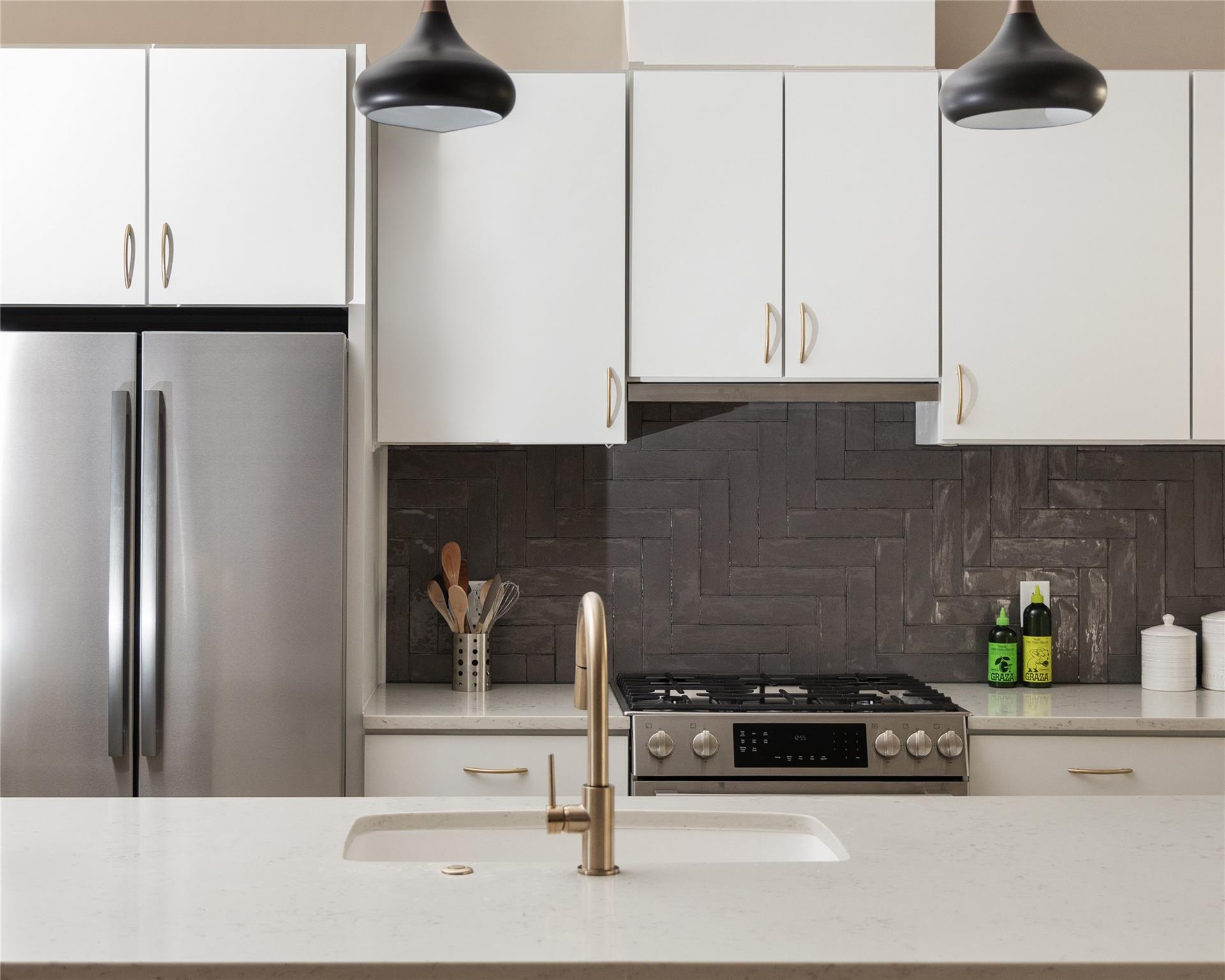 2300 Enfield RD # 303