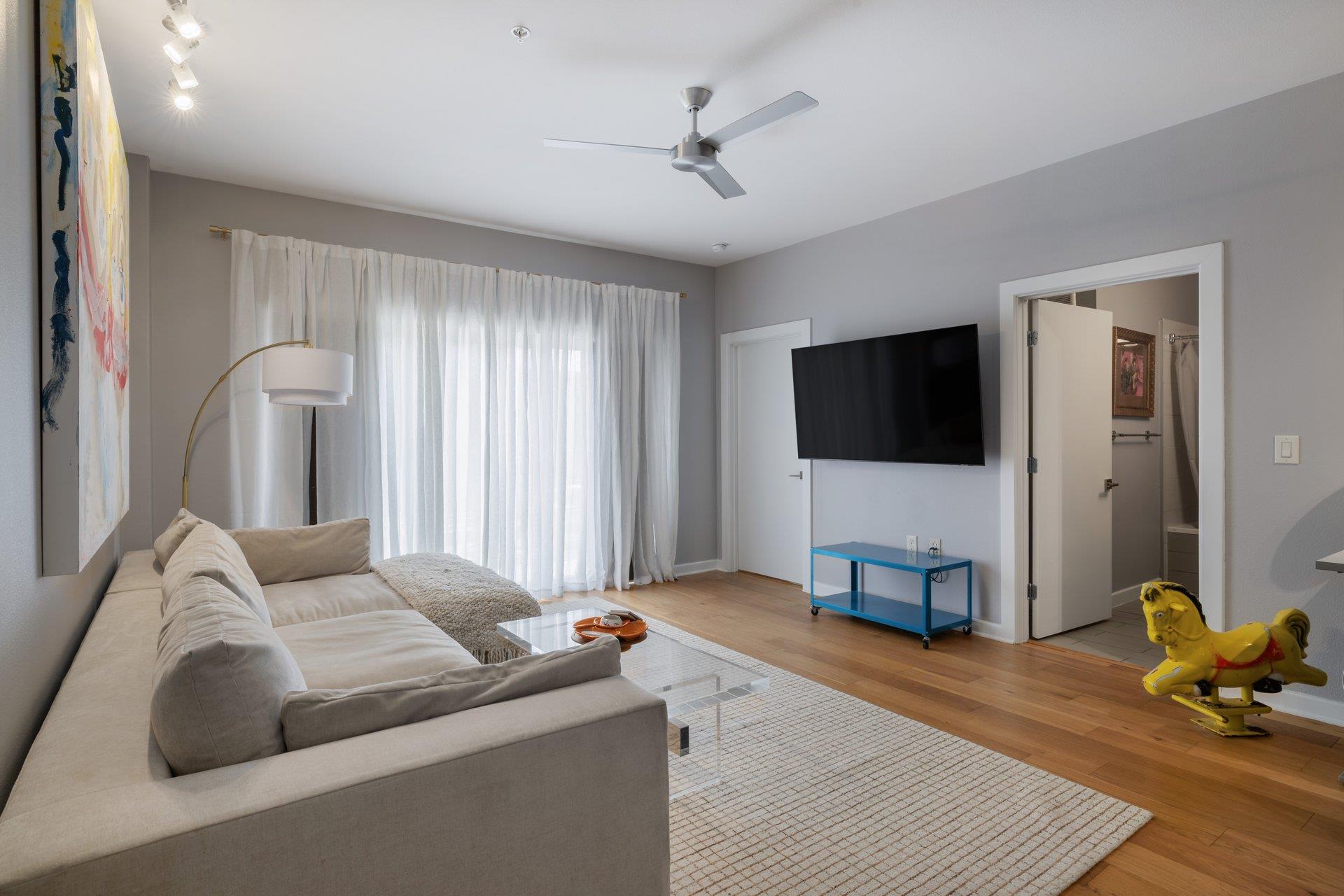 3600 S Lamar BLVD # 116