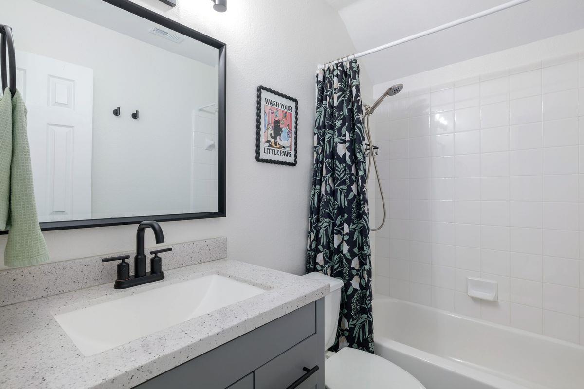 1311 Brighton Bend LN