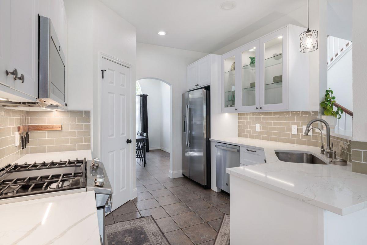 1311 Brighton Bend LN