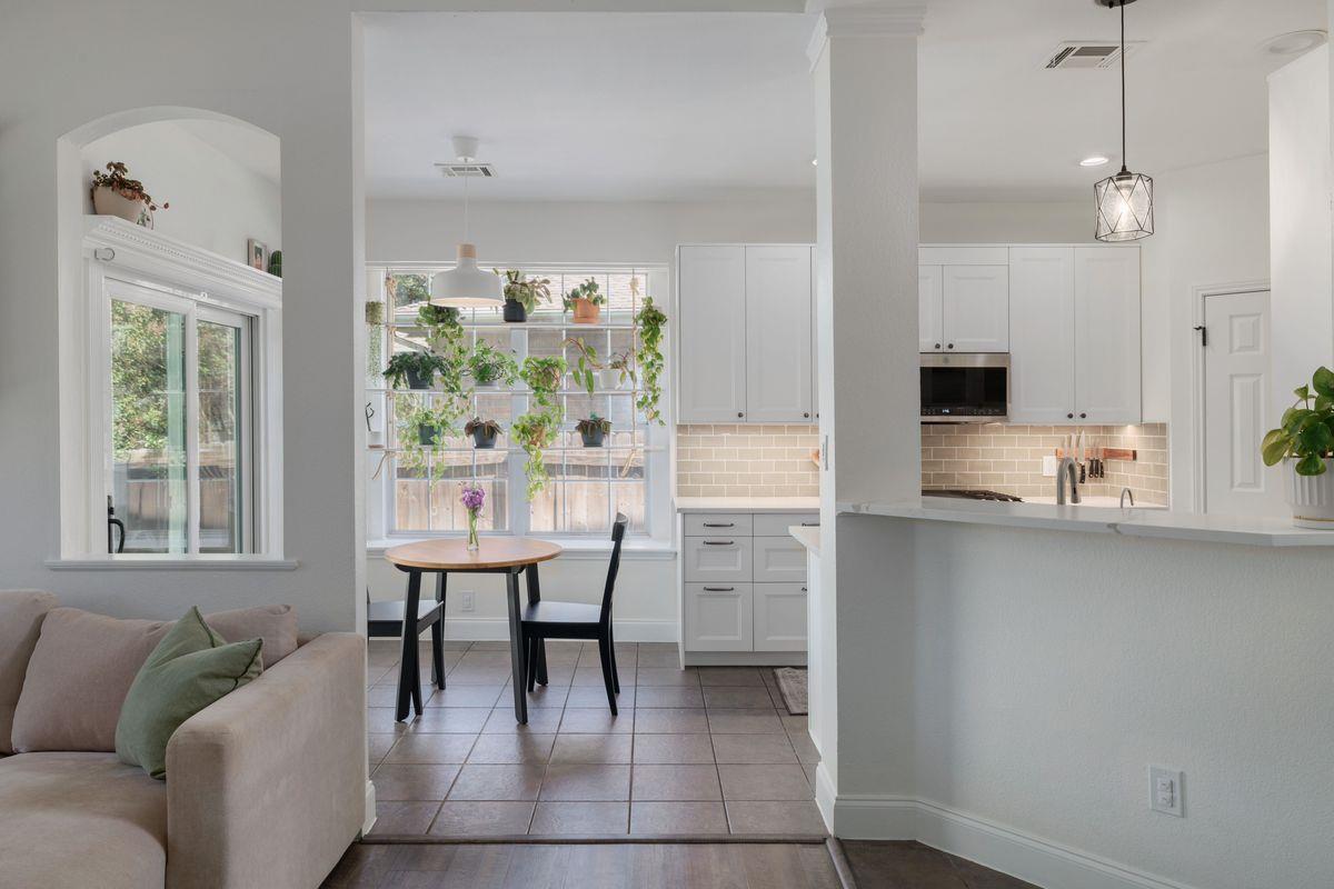 1311 Brighton Bend LN
