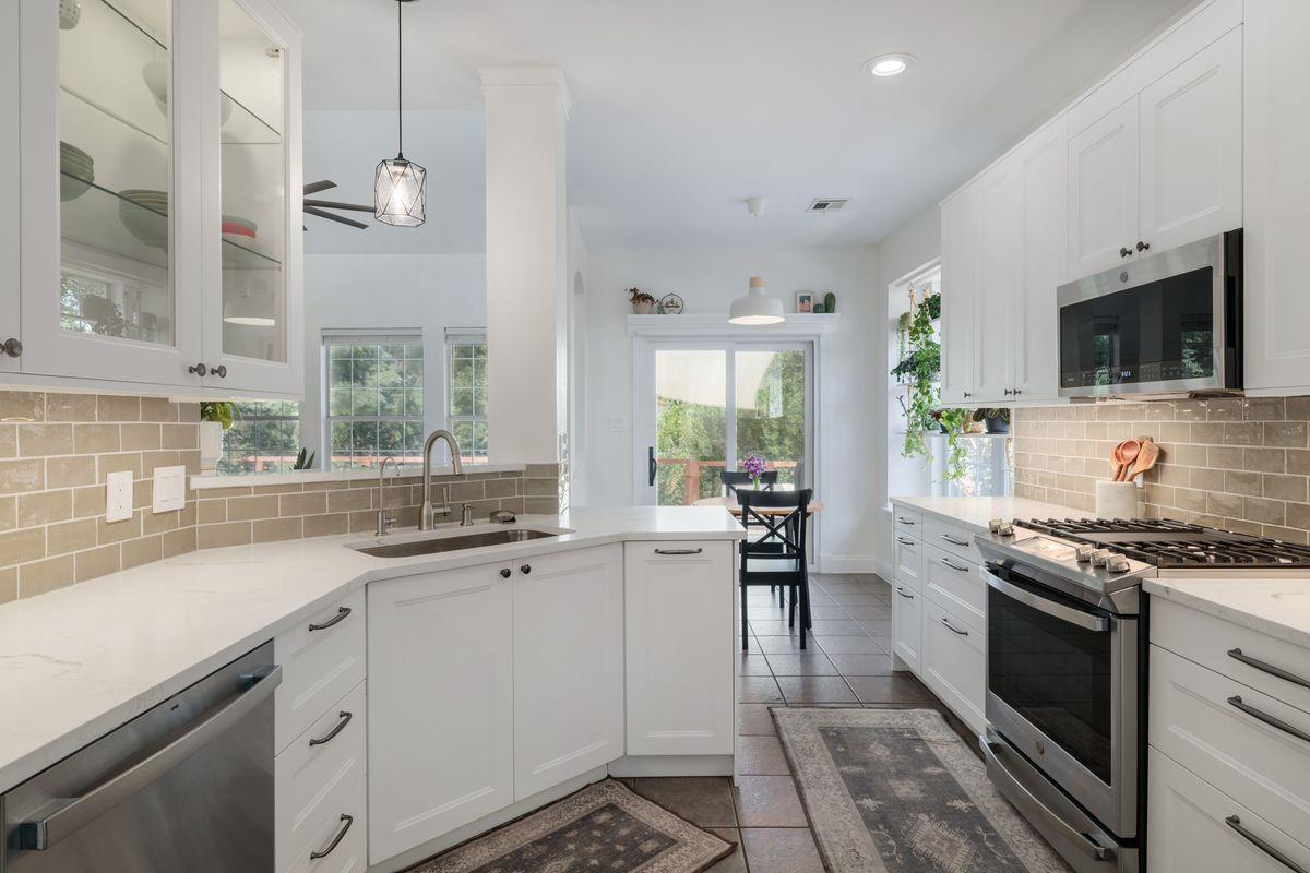 1311 Brighton Bend LN