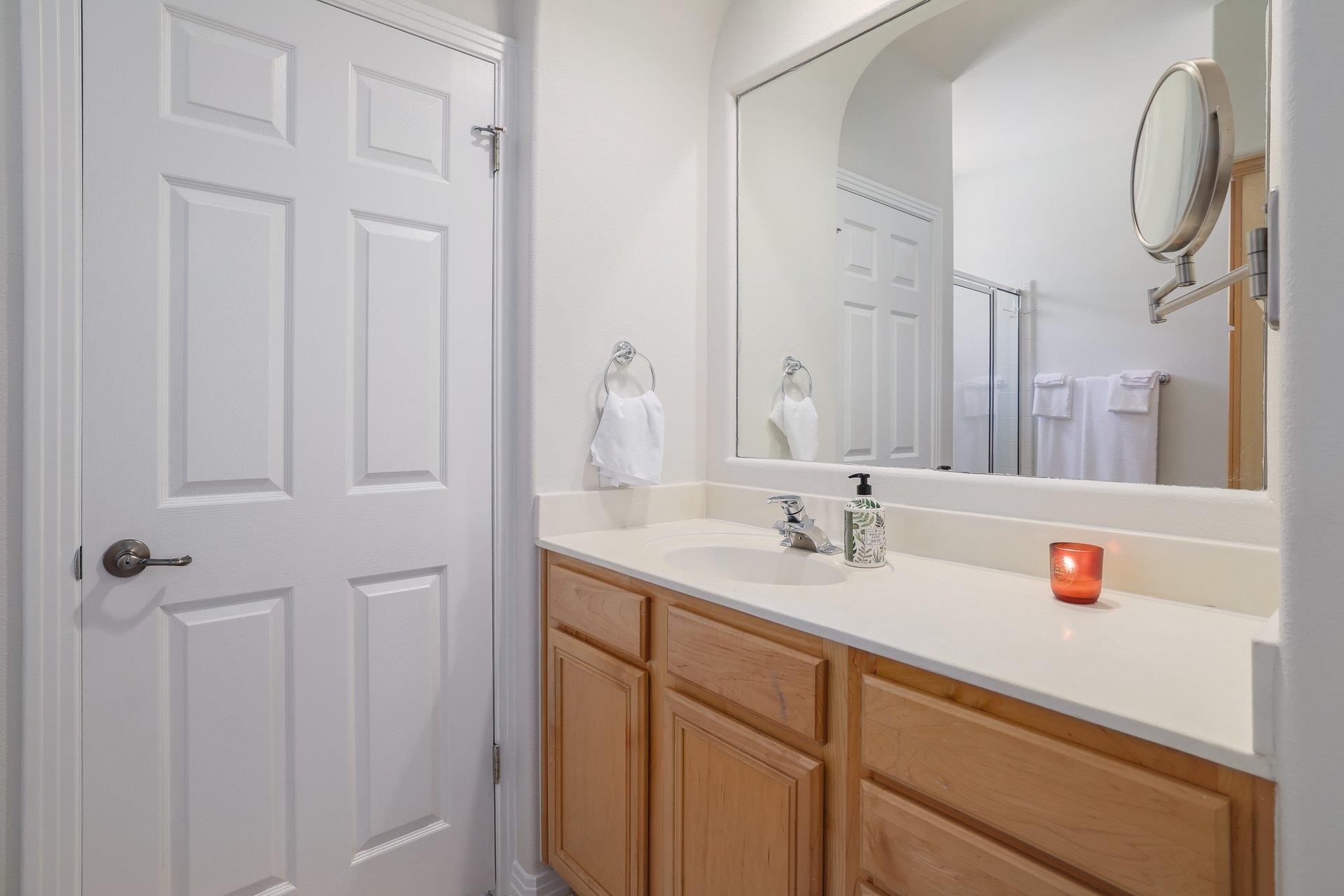 11558 Spicewood PKWY # 17