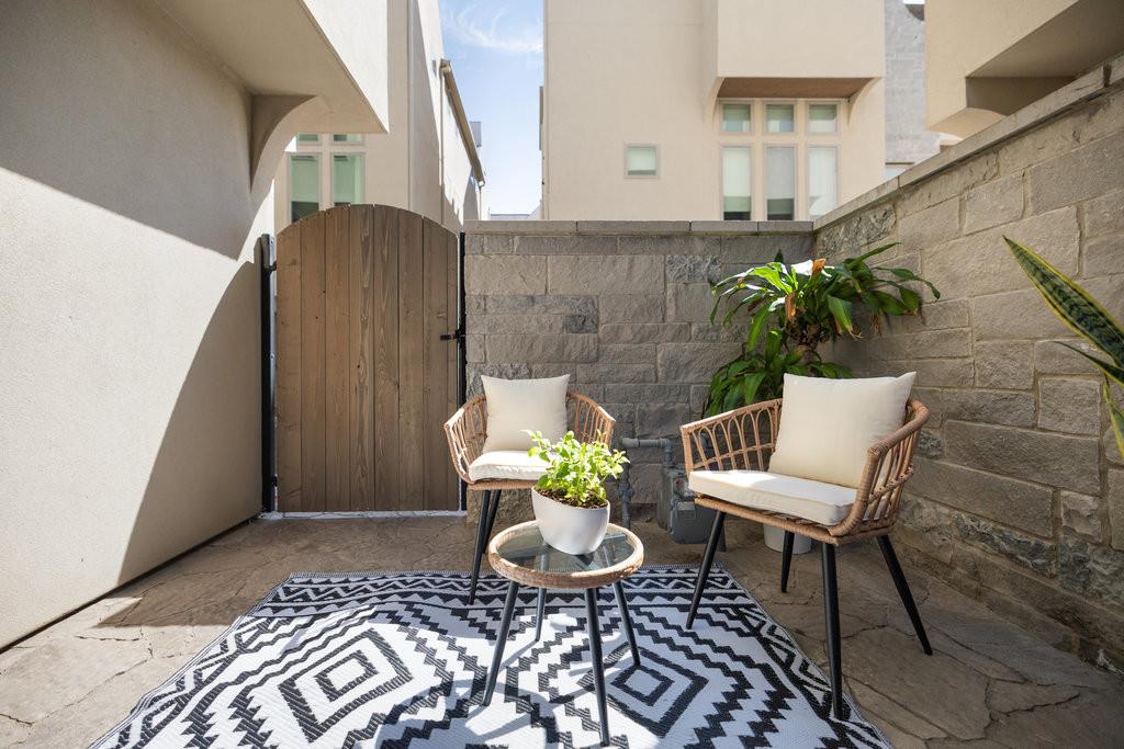 2300 Enfield RD # 303, Austin Unit: 303