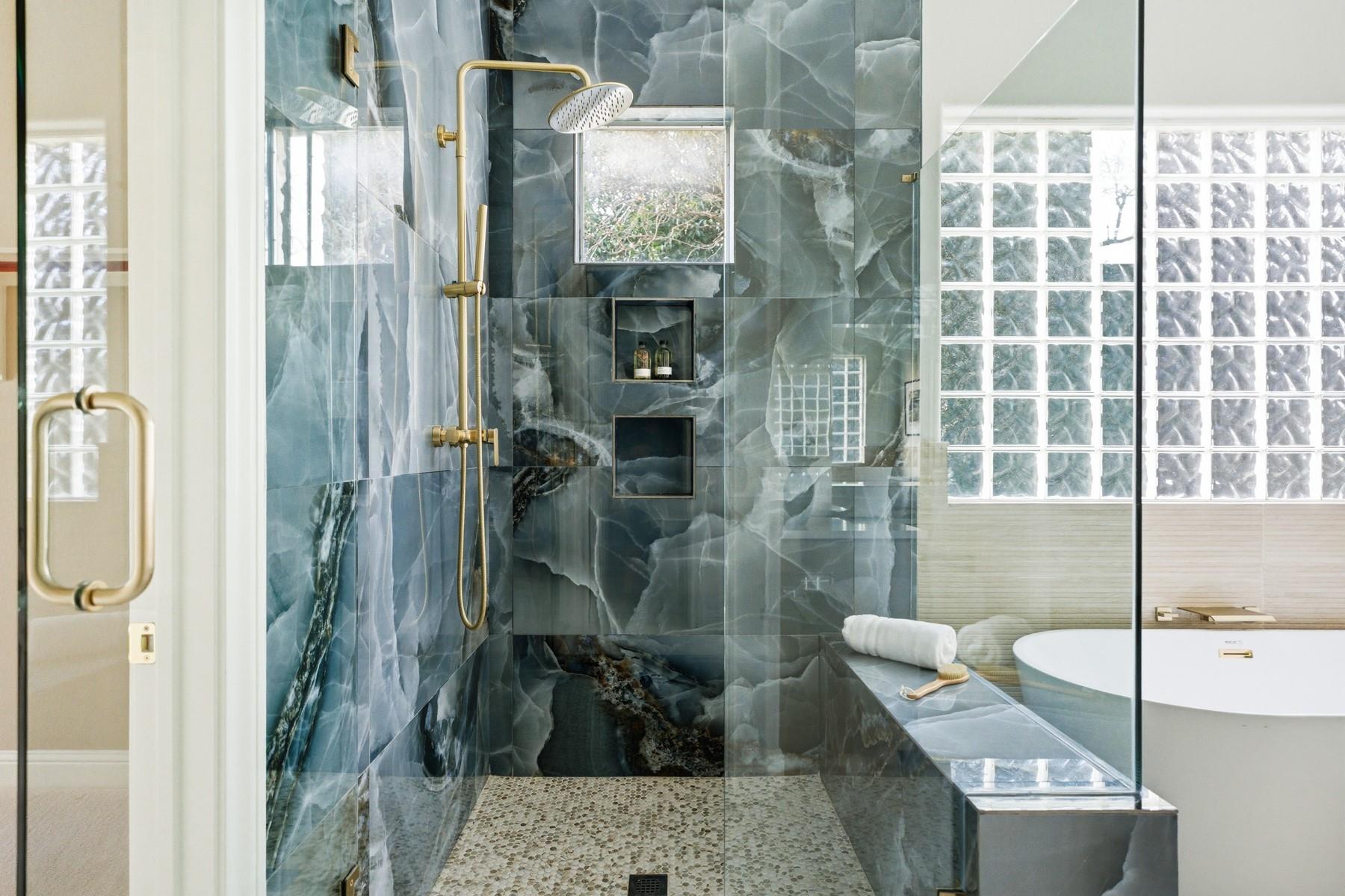 5309 Laguna Cliff LN