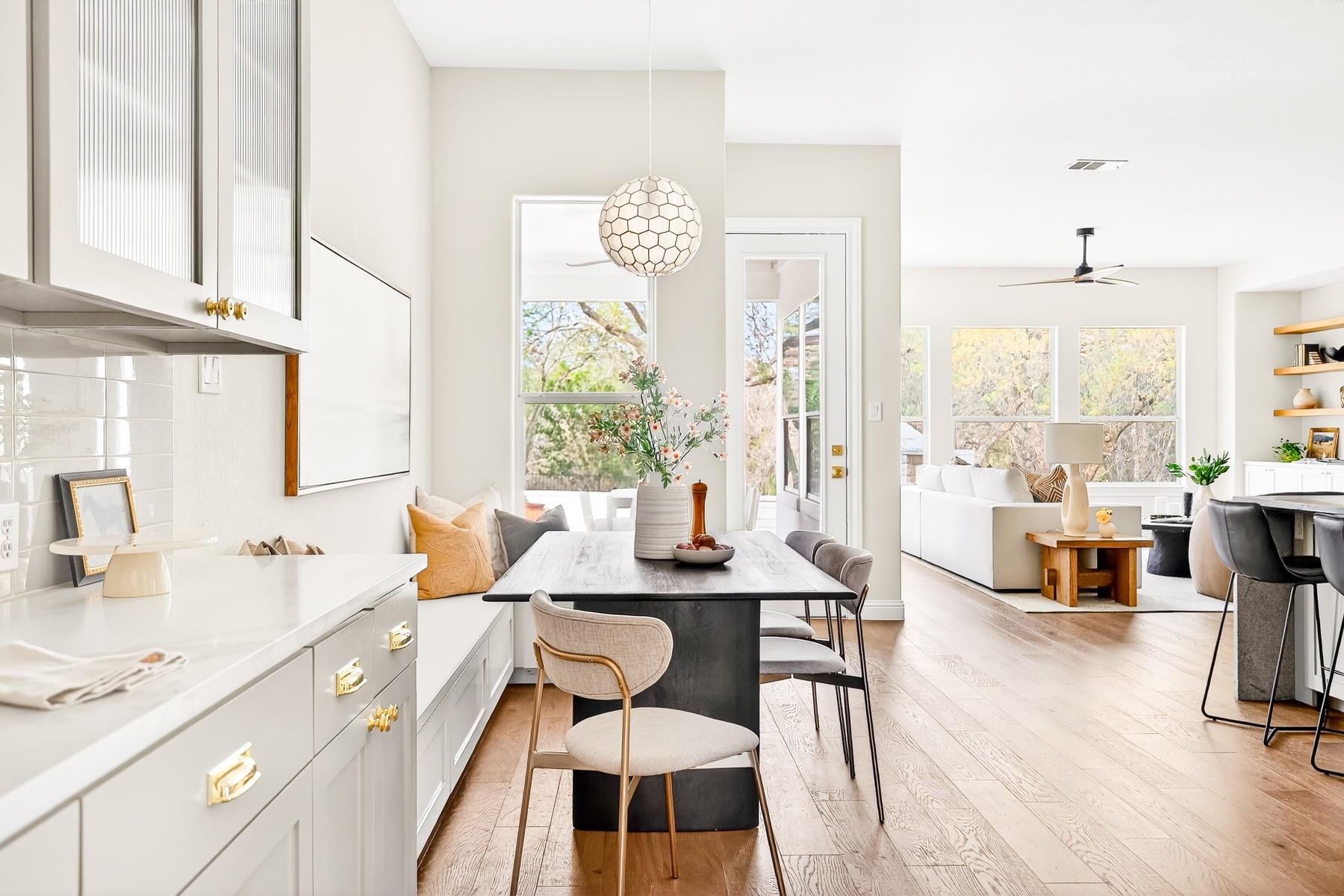 5309 Laguna Cliff LN