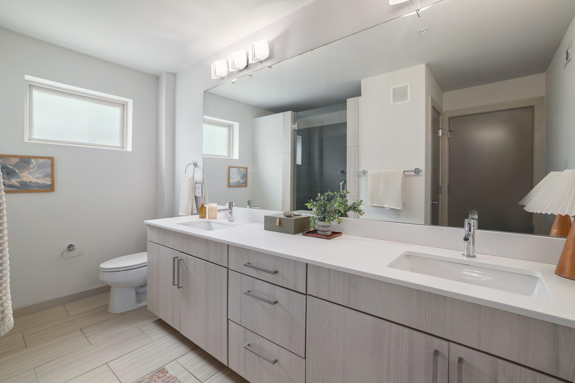 3600 S Lamar BLVD # 100