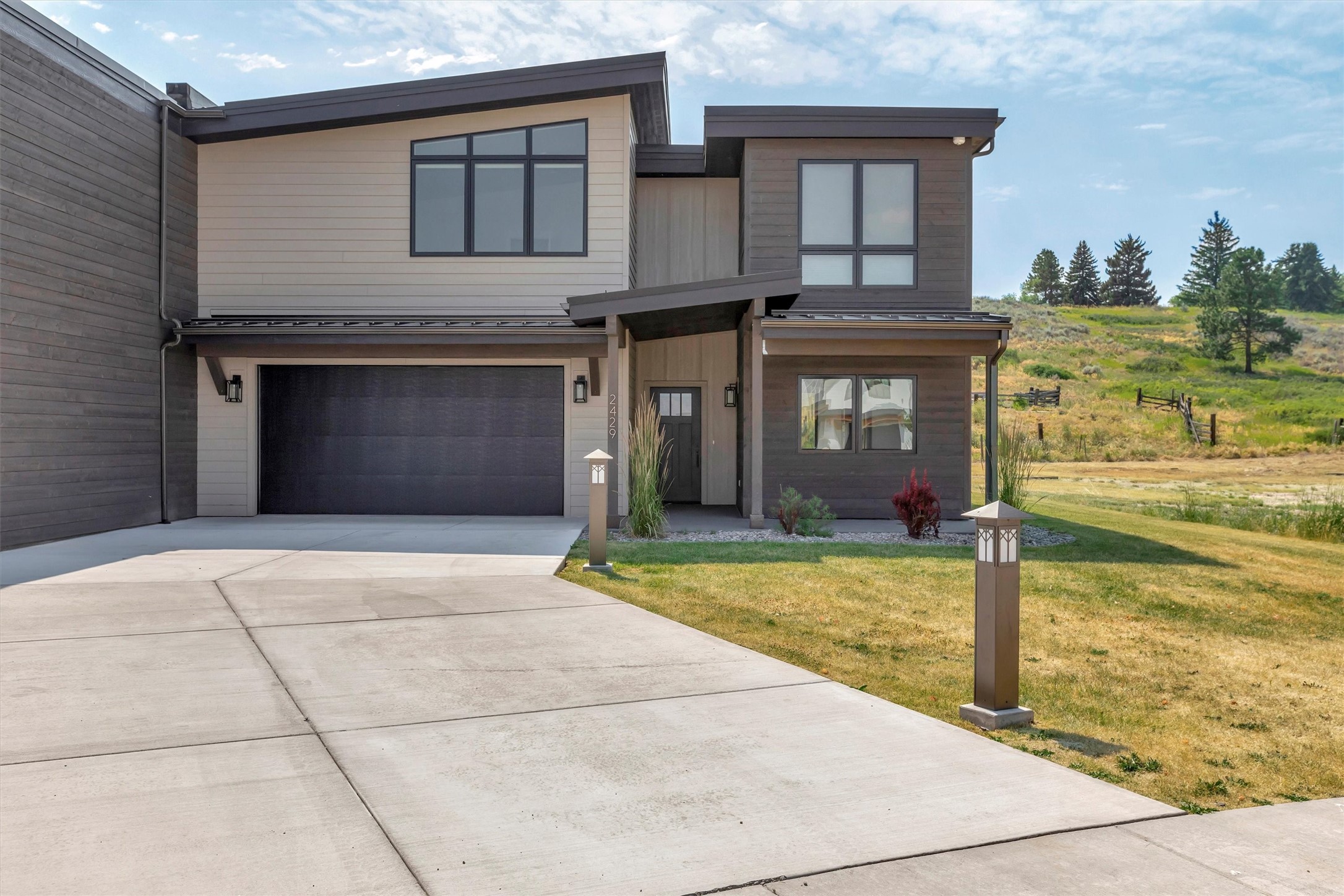 2429 Pale Evening Court