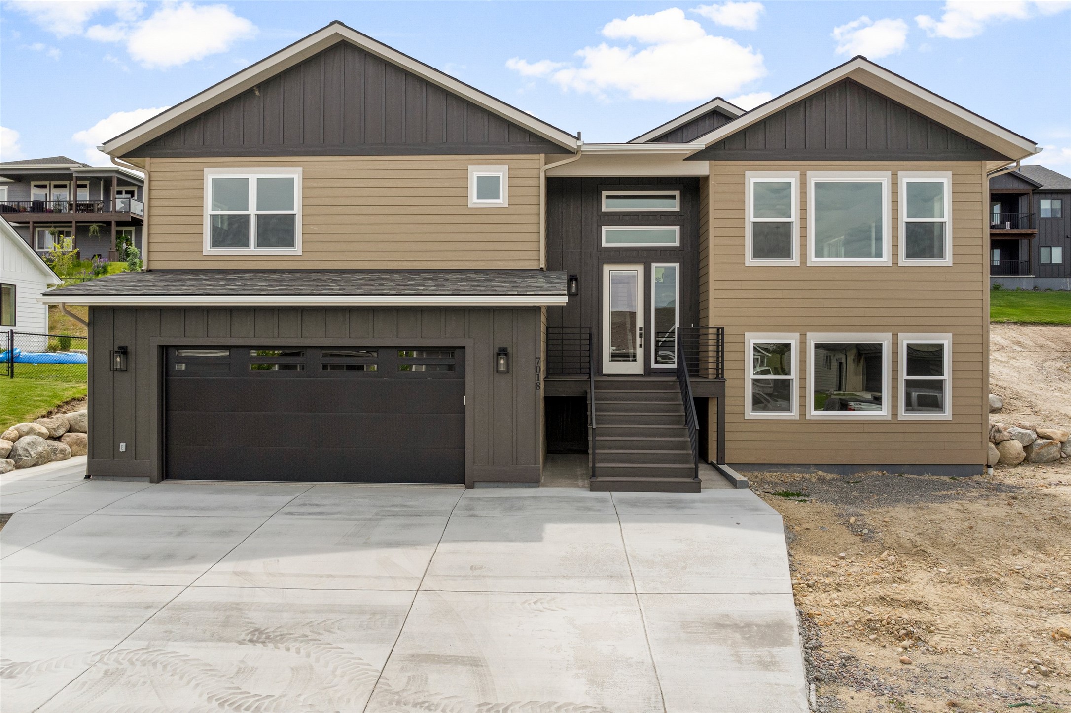 7018 Max Drive