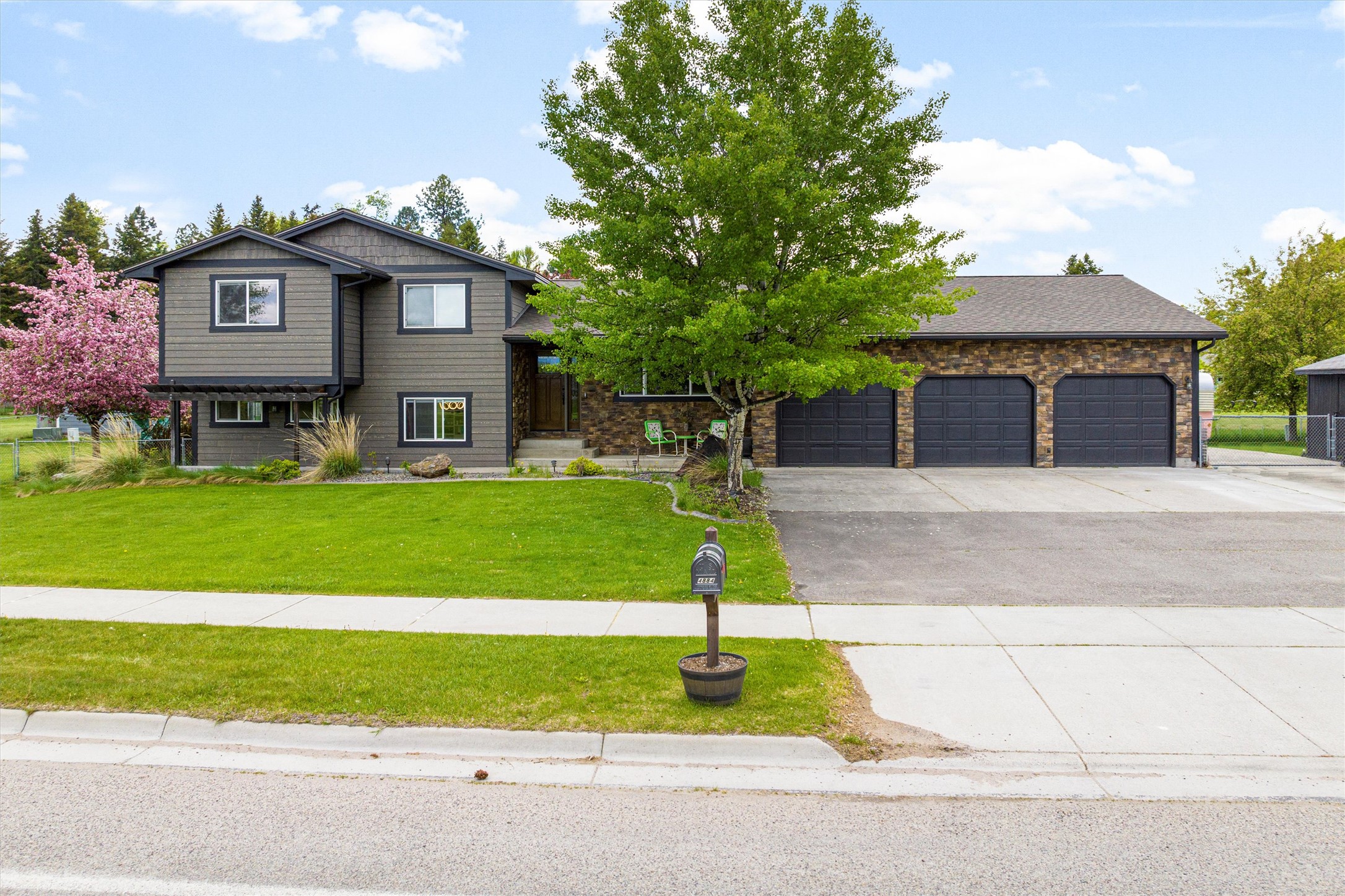 4884 Lower Miller Creek Road