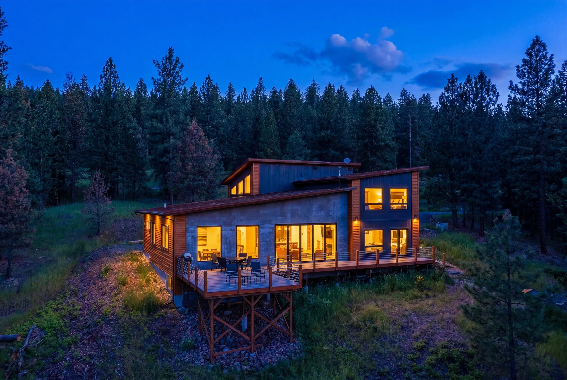 1136 Big Flat Road