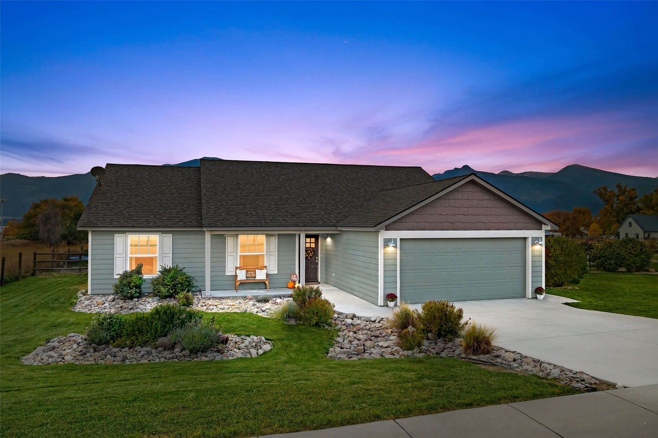 301 Willow Way