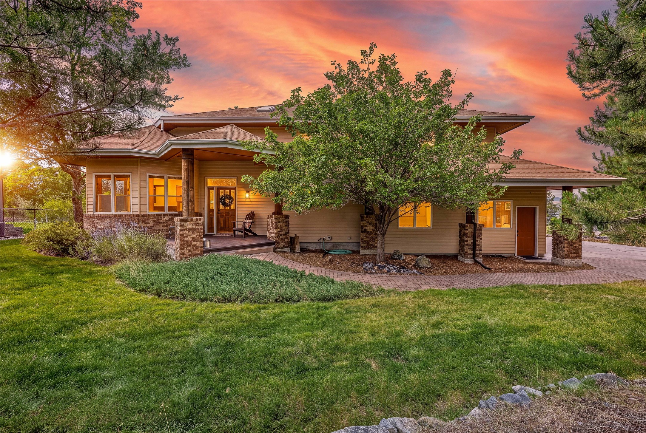 203 W Artemos Drive