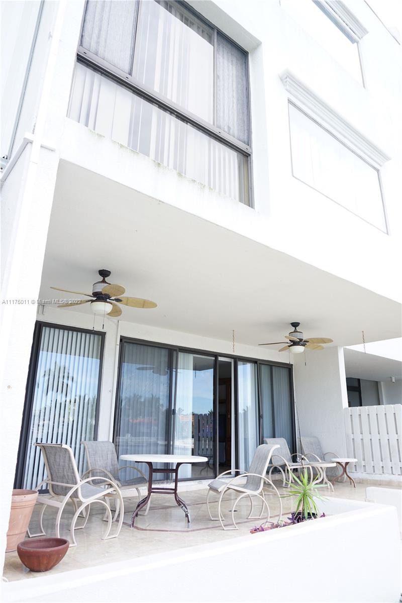 427 Poinciana Dr Unit: 1414